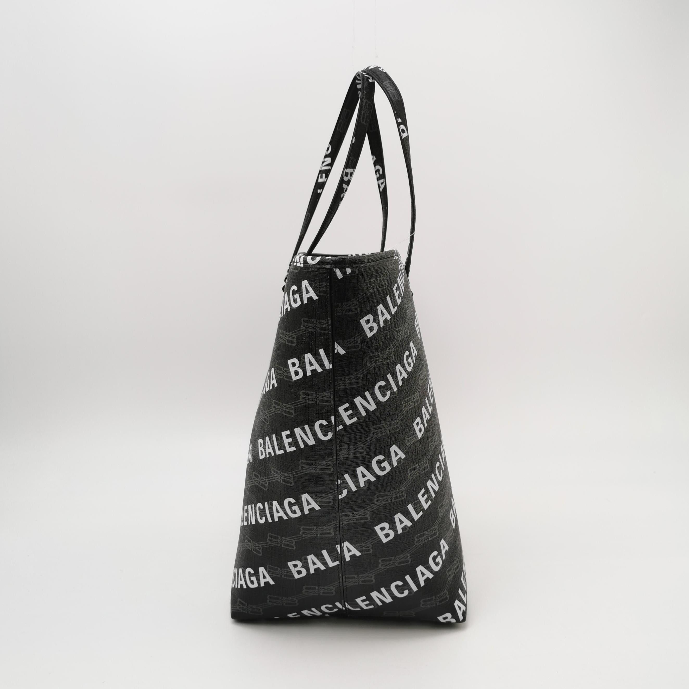 Balenciaga Balenciaga Women os Shoulder Bags Size ONE SIZE - 3 Thumbnail