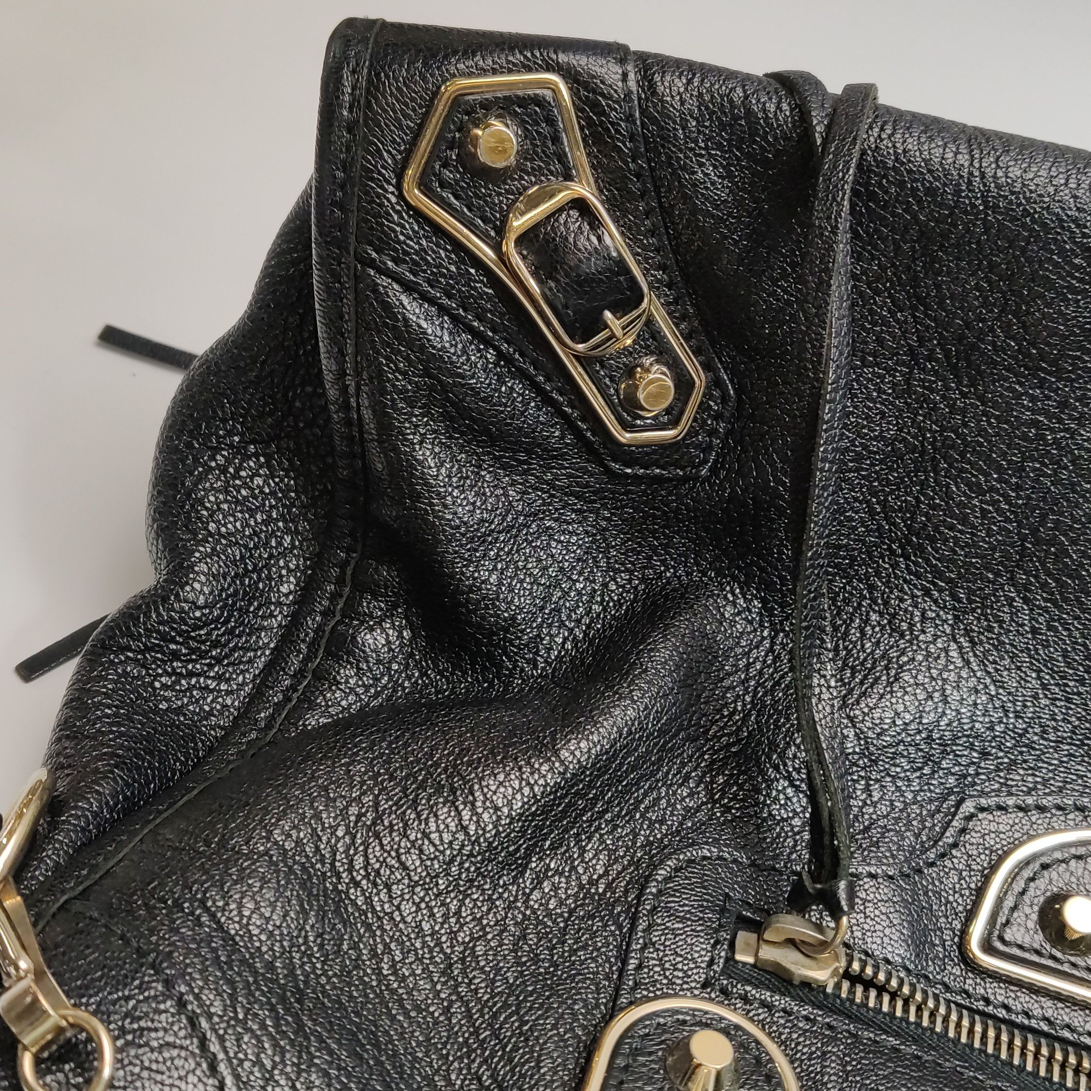 Balenciaga Balenciaga Women os Shoulder Bags Size ONE SIZE - 24 Thumbnail