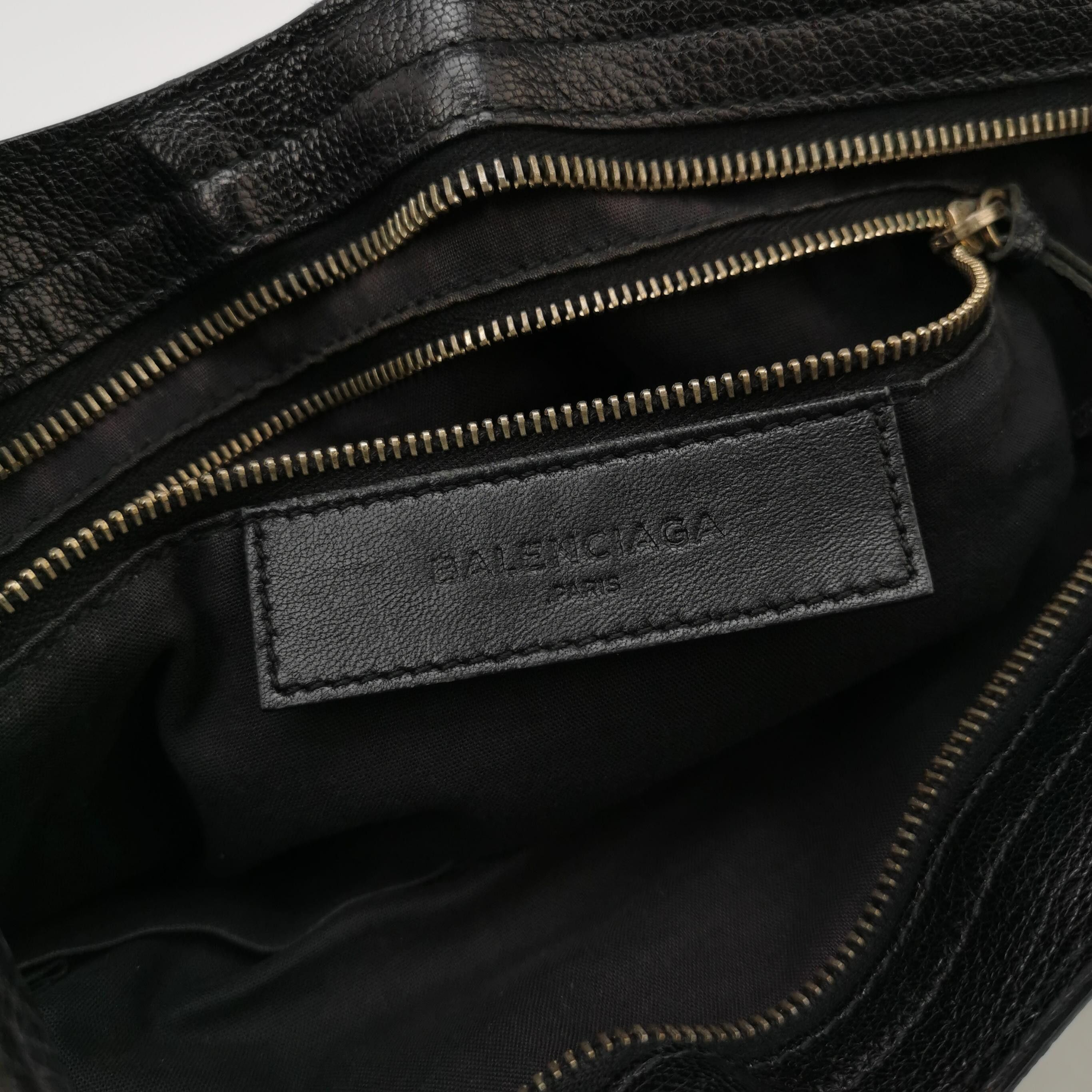 Balenciaga Balenciaga Women os Shoulder Bags Size ONE SIZE - 8 Thumbnail