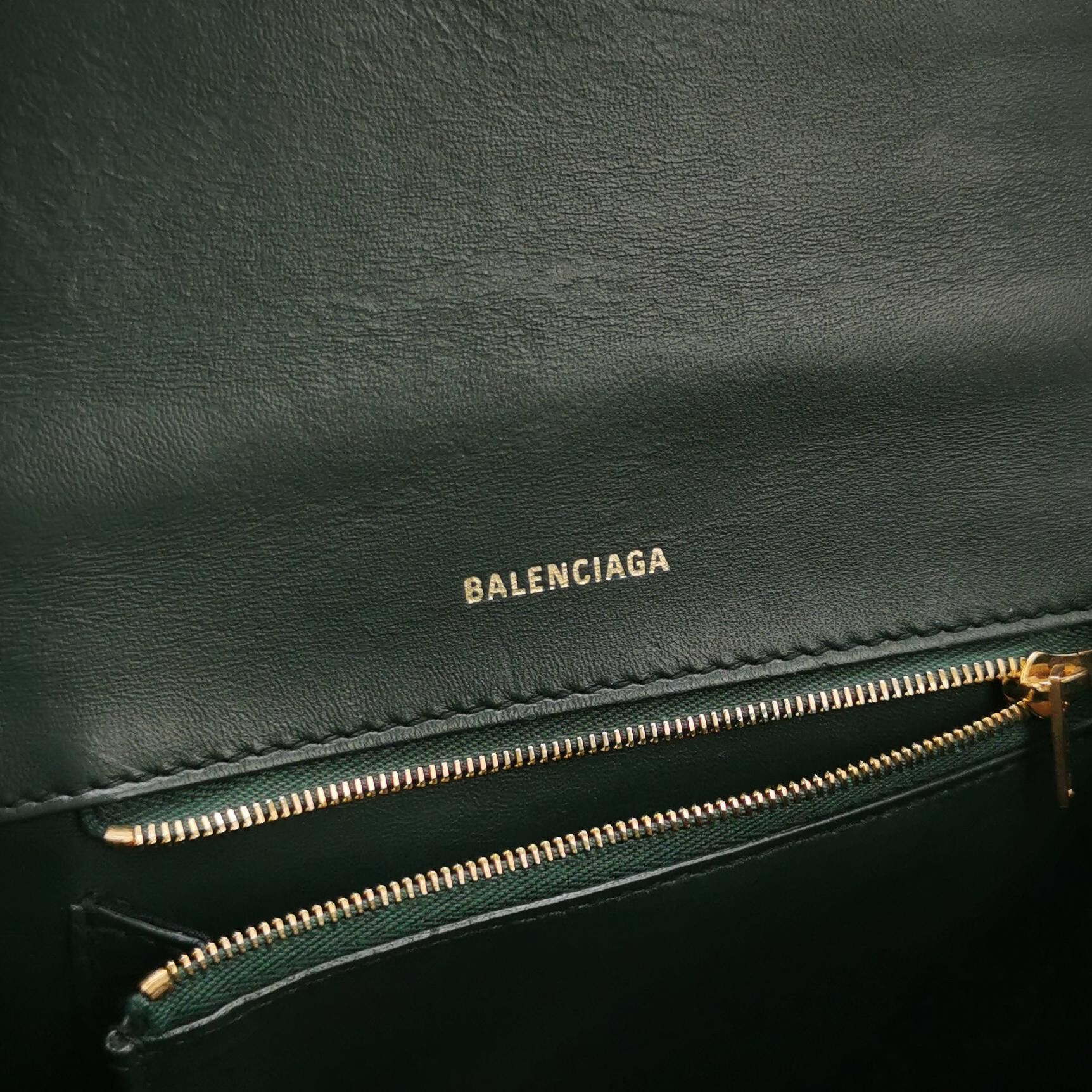 Balenciaga Balenciaga Women os Shoulder Bags Size ONE SIZE - 8 Thumbnail