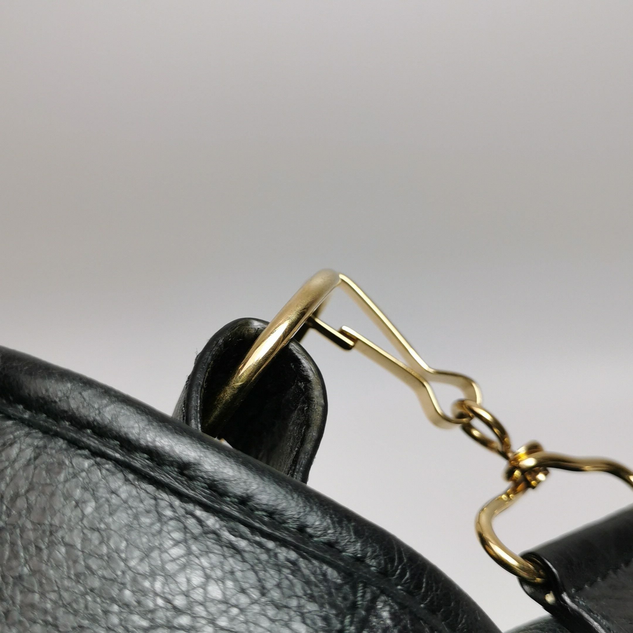 Balenciaga Balenciaga Women os Shoulder Bags Size ONE SIZE - 16 Thumbnail
