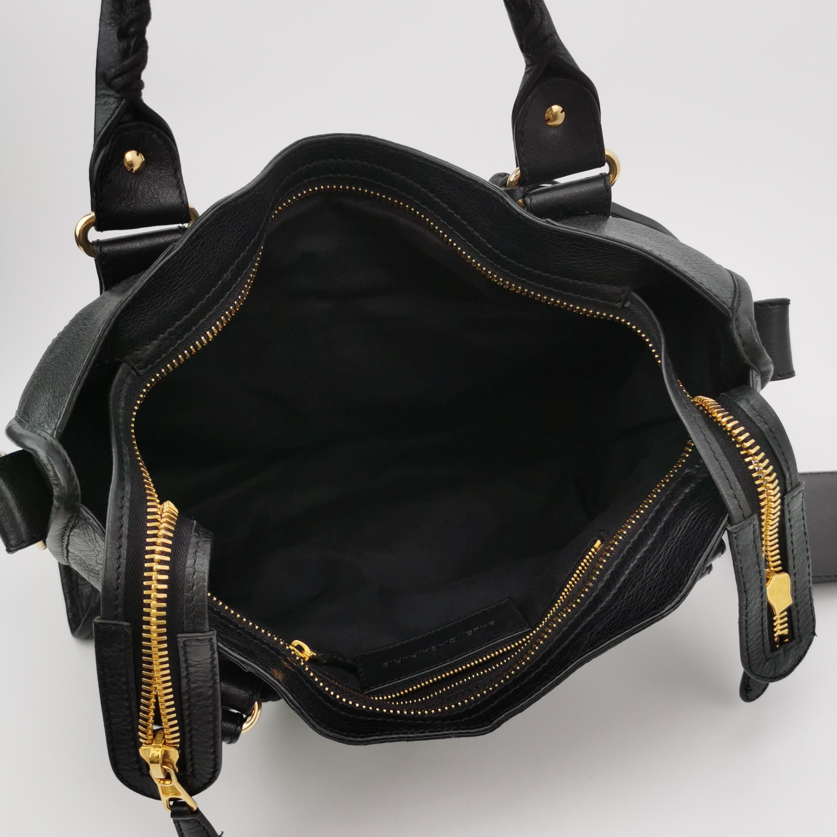 Balenciaga Balenciaga Women os Shoulder Bags Size ONE SIZE - 7 Thumbnail