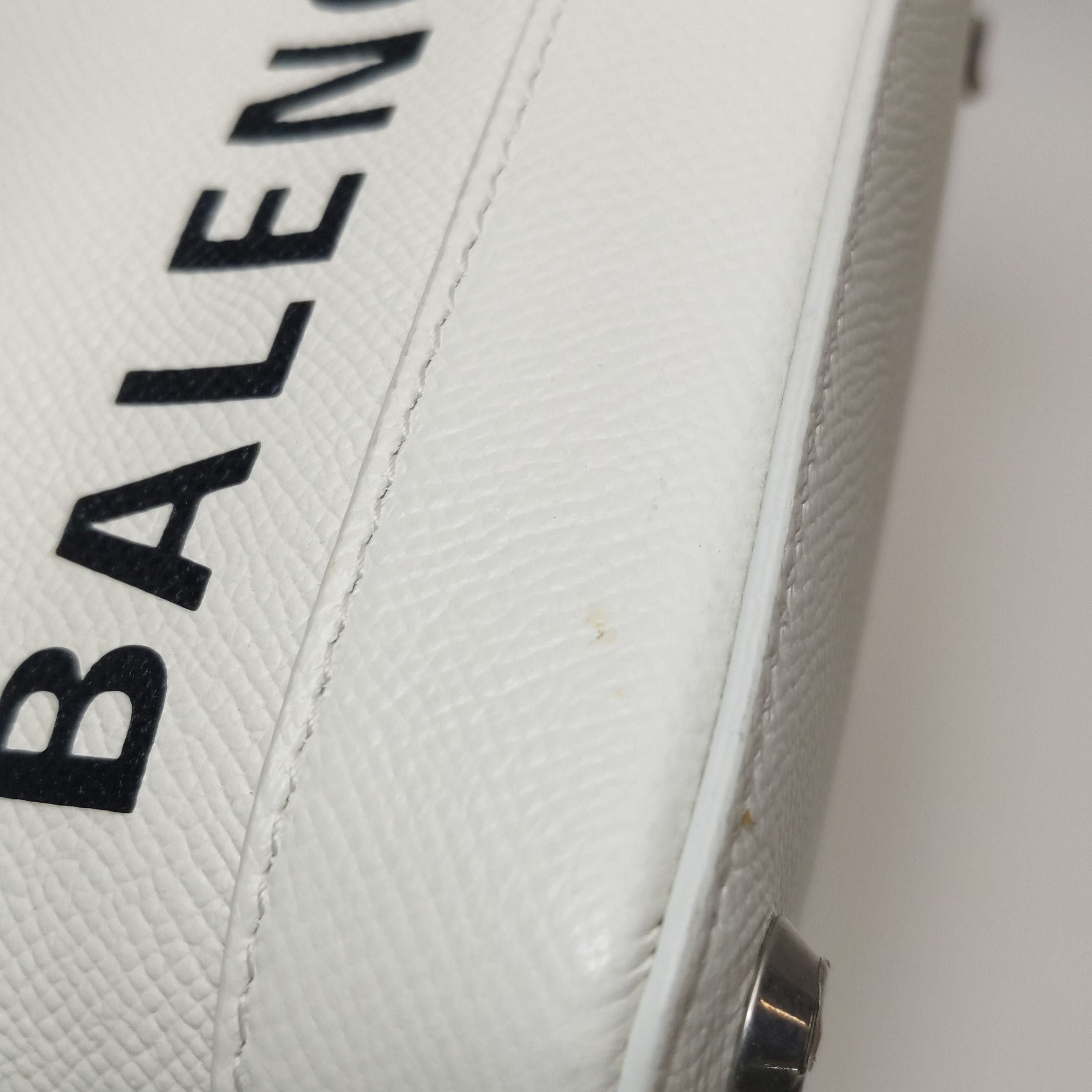 Balenciaga Balenciaga Women os Shoulder Bags Size ONE SIZE - 17 Thumbnail