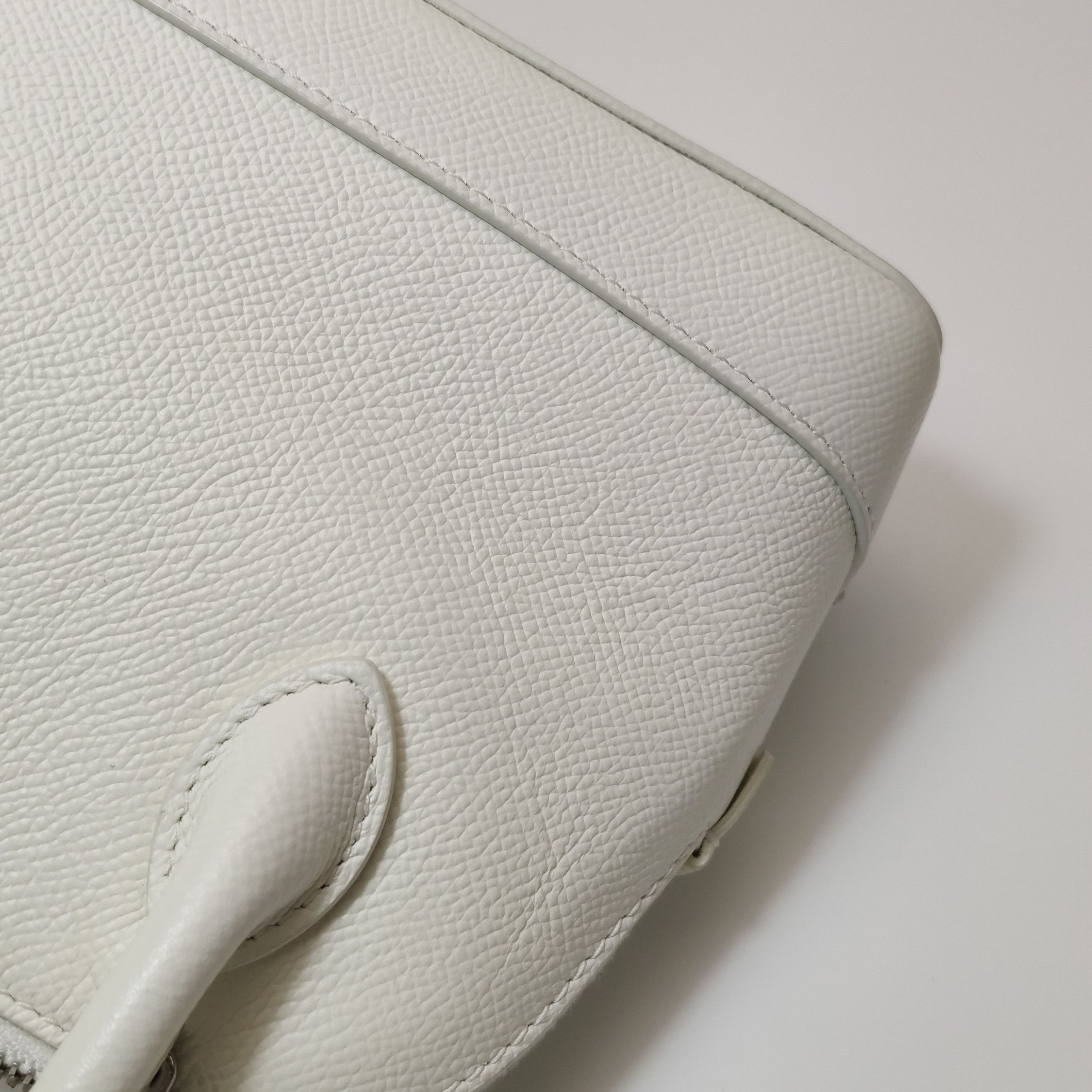Balenciaga Balenciaga Women os Shoulder Bags Size ONE SIZE - 22 Thumbnail