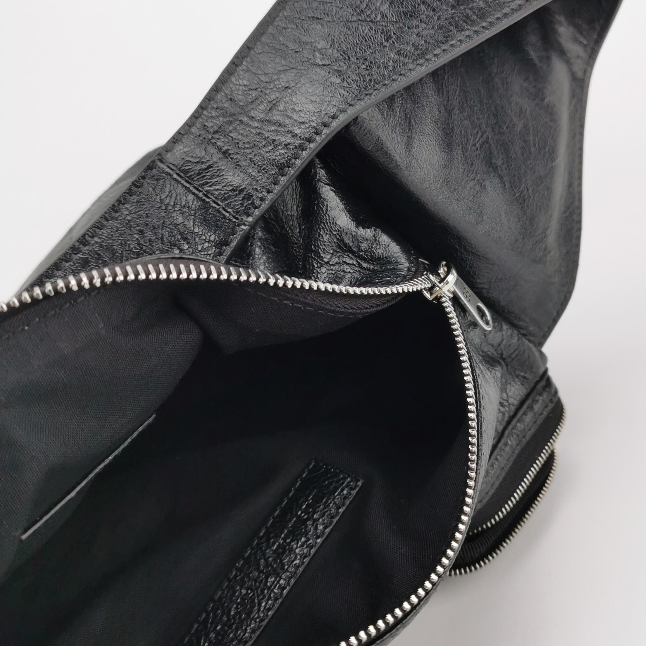 Balenciaga Balenciaga Women os Shoulder Bags Size ONE SIZE - 7 Thumbnail