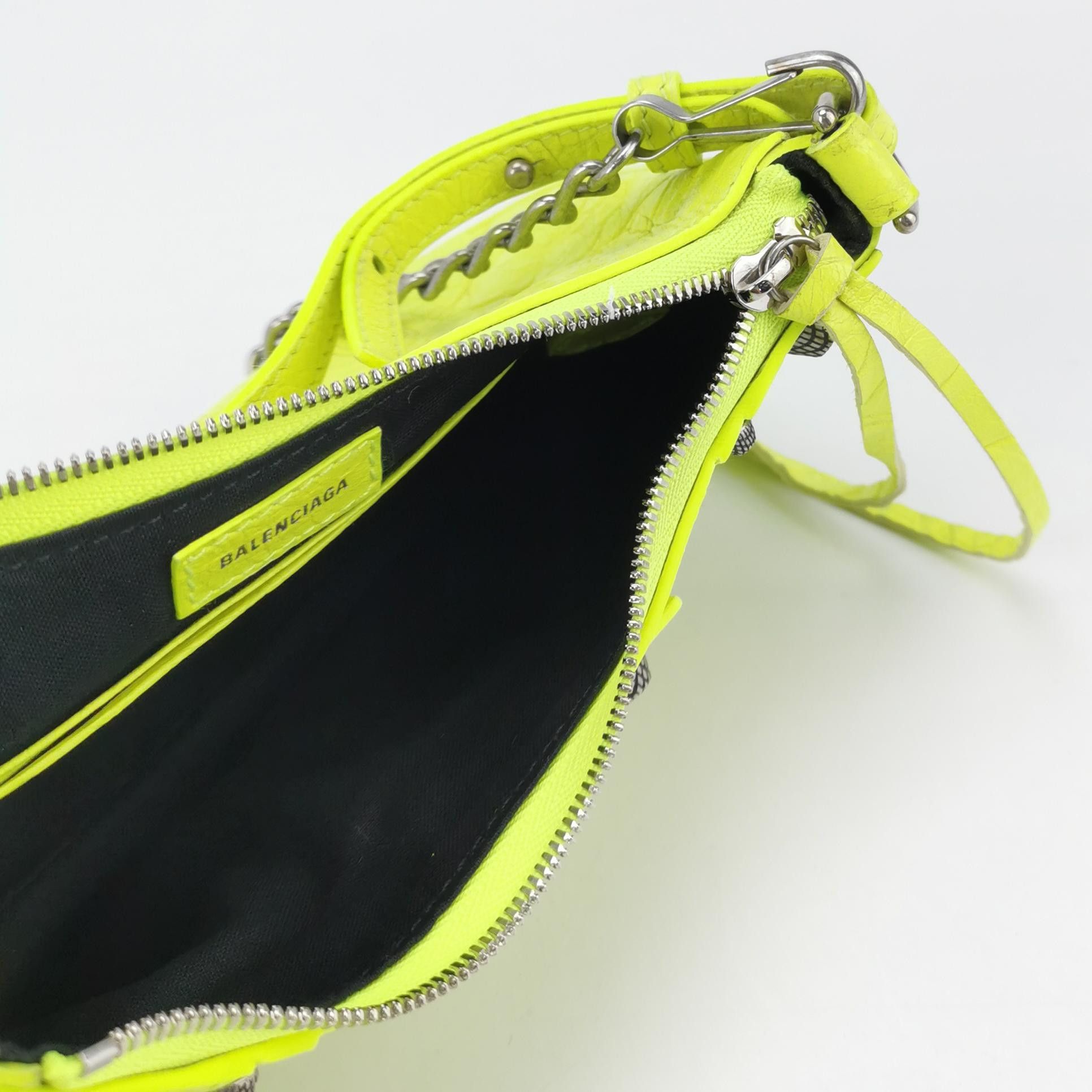Balenciaga Balenciaga Women os Shoulder Bags Size ONE SIZE - 7 Thumbnail