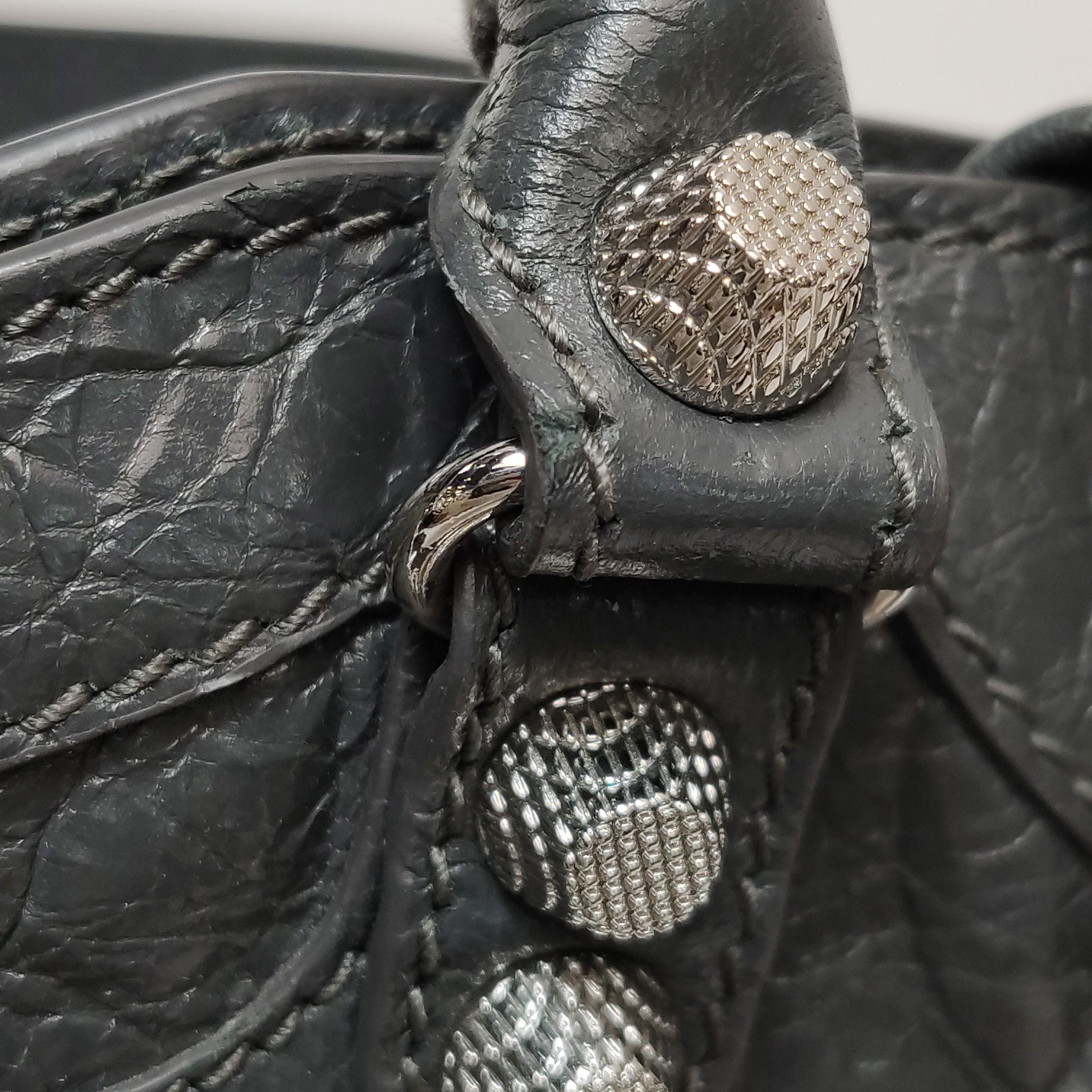 Balenciaga Balenciaga Women os Shoulder Bags Size ONE SIZE - 19 Thumbnail