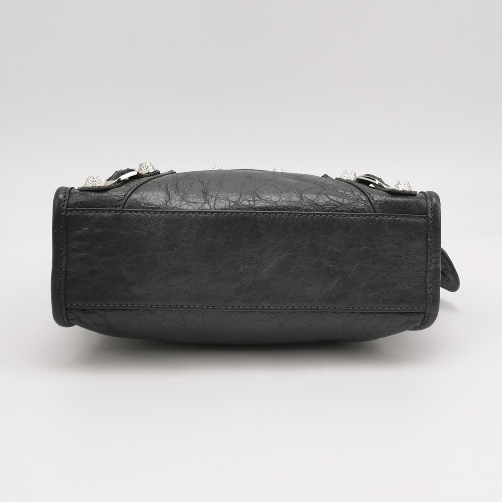 Balenciaga Balenciaga Women os Shoulder Bags Size ONE SIZE - 6 Thumbnail