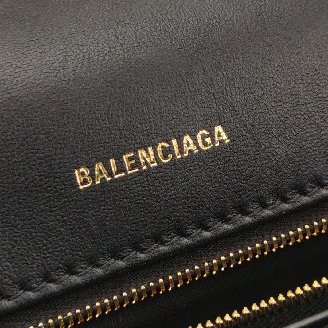 Balenciaga Balenciaga Women os Crossbody Bags Size ONE SIZE - 8 Thumbnail