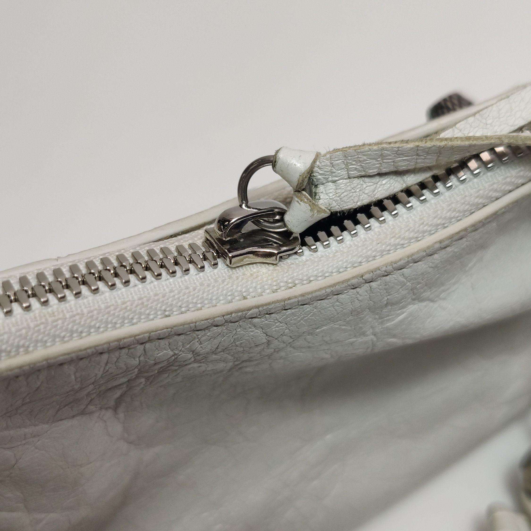 Balenciaga Balenciaga Women os Shoulder Bags Size ONE SIZE - 15 Thumbnail