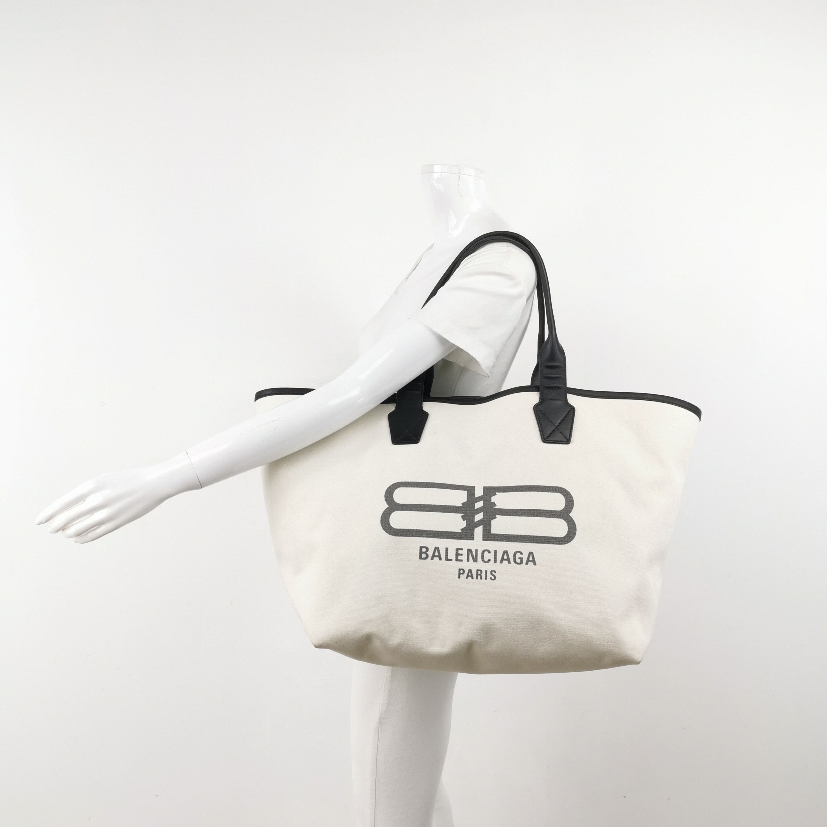 Balenciaga Balenciaga Women os Shoulder Bags Size ONE SIZE - 2 Thumbnail