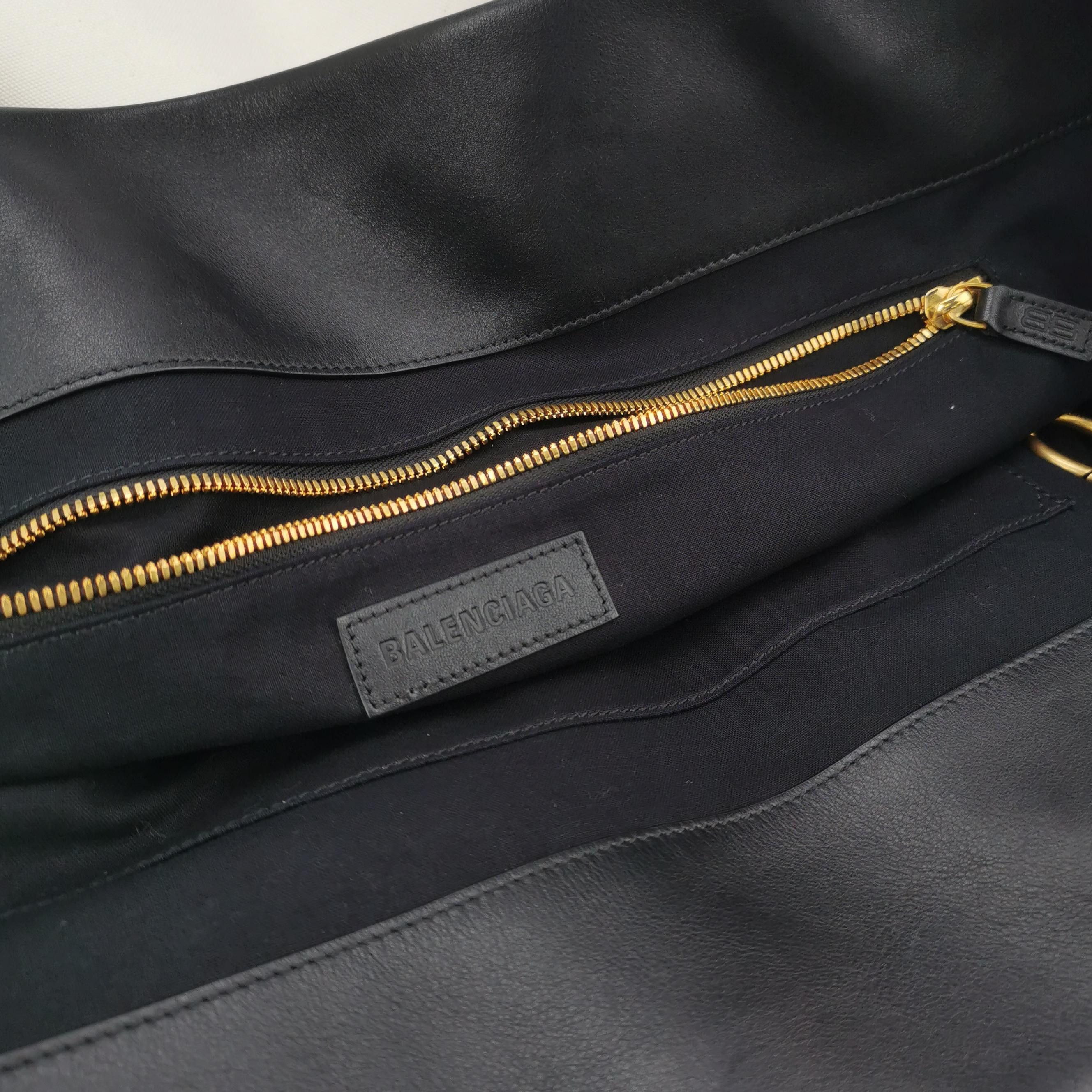 Balenciaga Balenciaga Women os Shoulder Bags Size ONE SIZE - 8 Thumbnail
