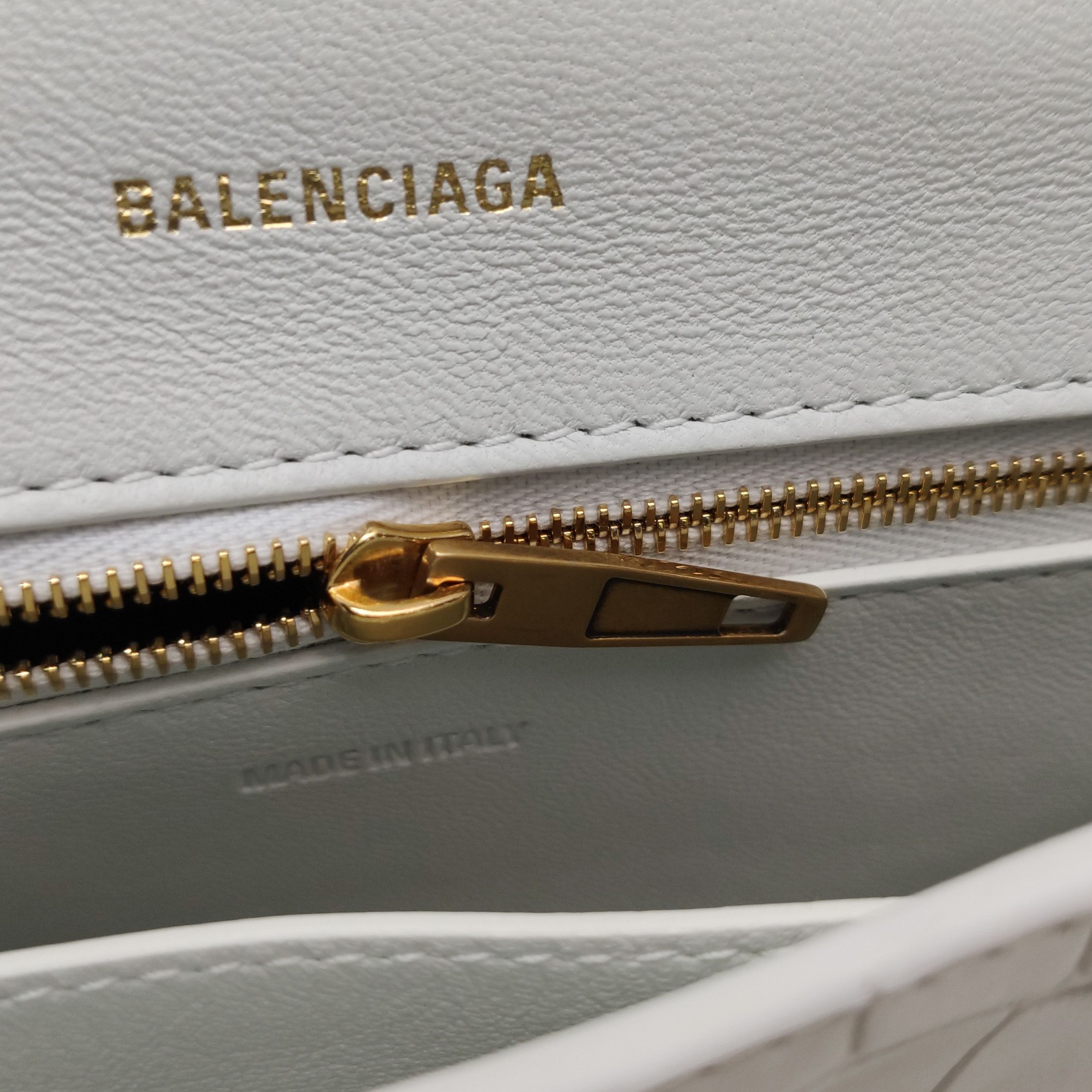 Balenciaga Balenciaga Women os Shoulder Bags Size ONE SIZE - 12 Thumbnail