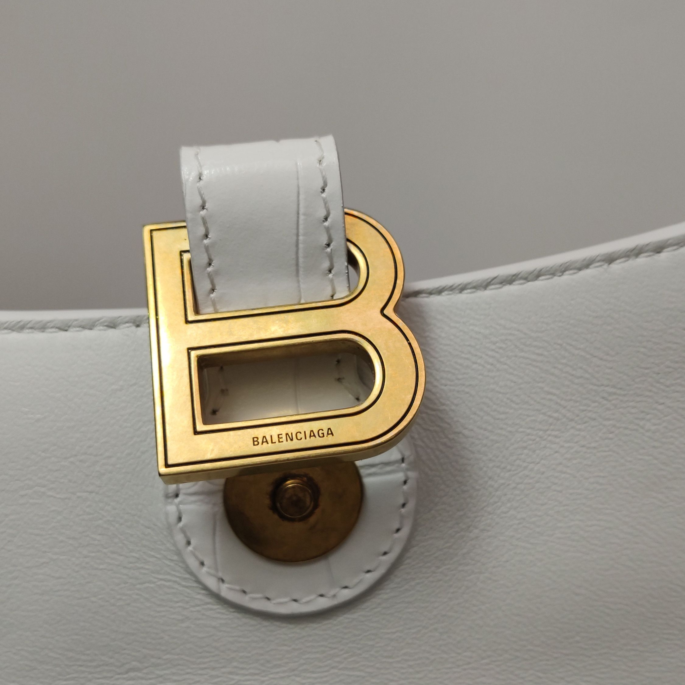 Balenciaga Balenciaga Women os Shoulder Bags Size ONE SIZE - 13 Thumbnail