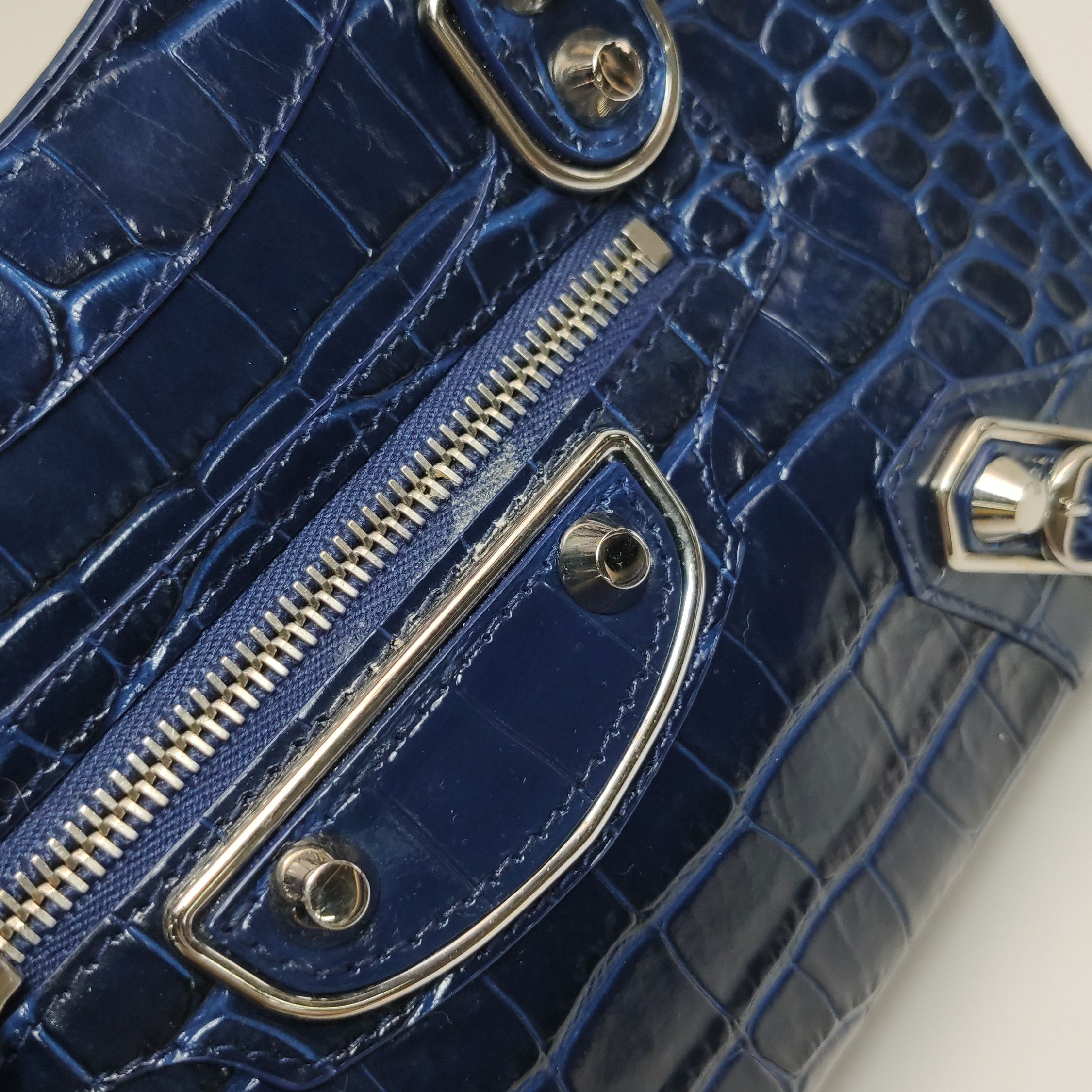 Balenciaga Balenciaga Women os Shoulder Bags Size ONE SIZE - 18 Thumbnail