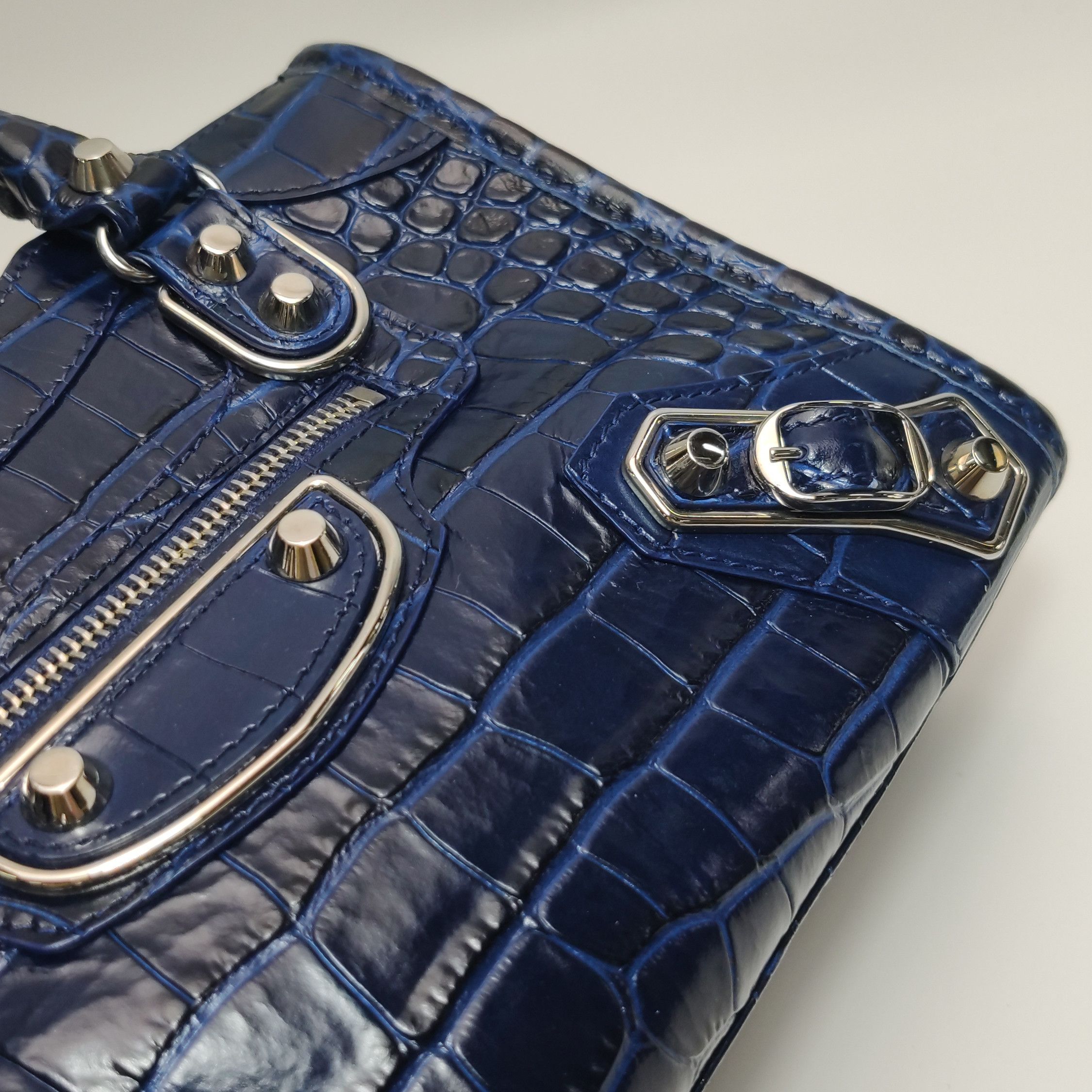 Balenciaga Balenciaga Women os Shoulder Bags Size ONE SIZE - 22 Thumbnail