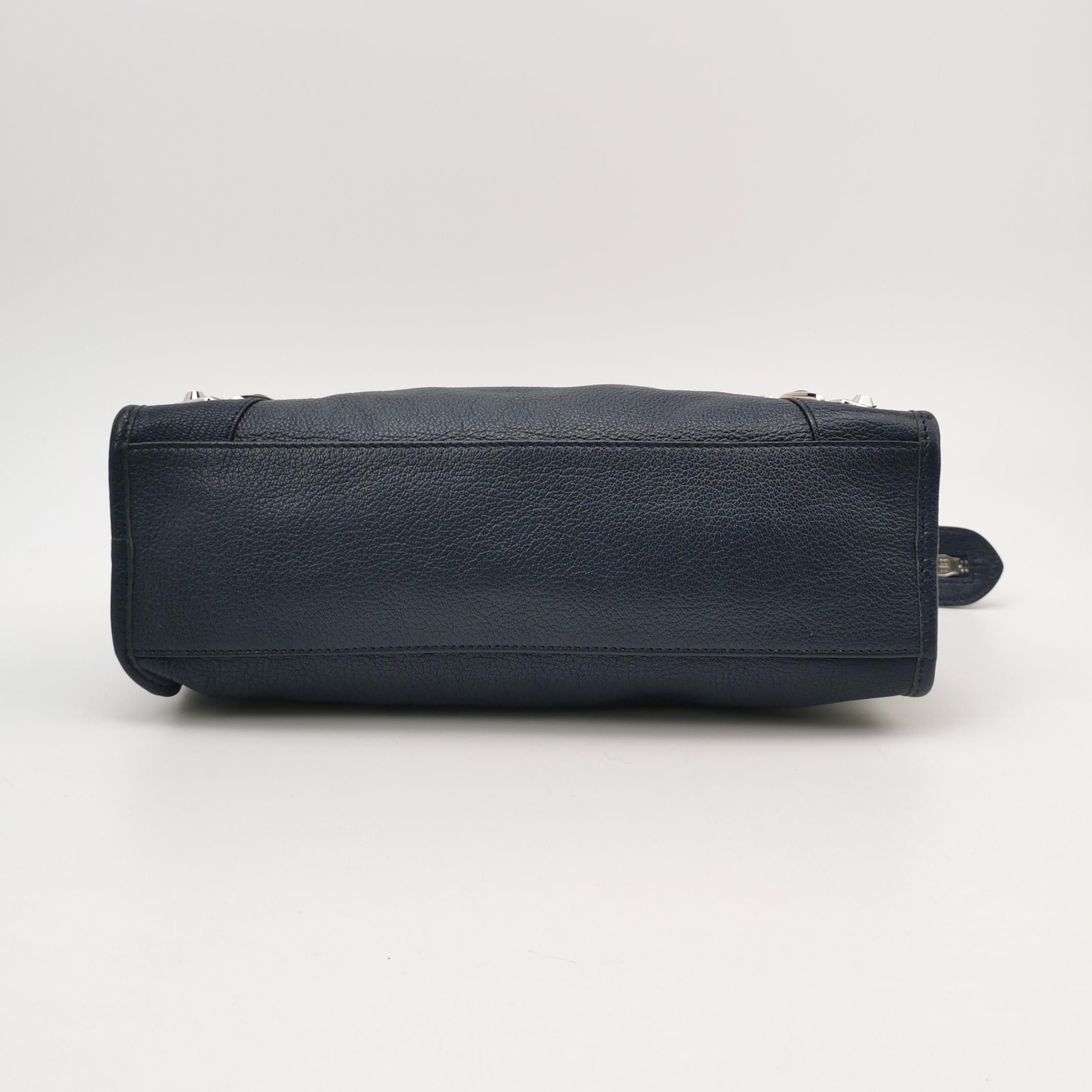 Balenciaga Balenciaga Women os Shoulder Bags Size ONE SIZE - 6 Thumbnail