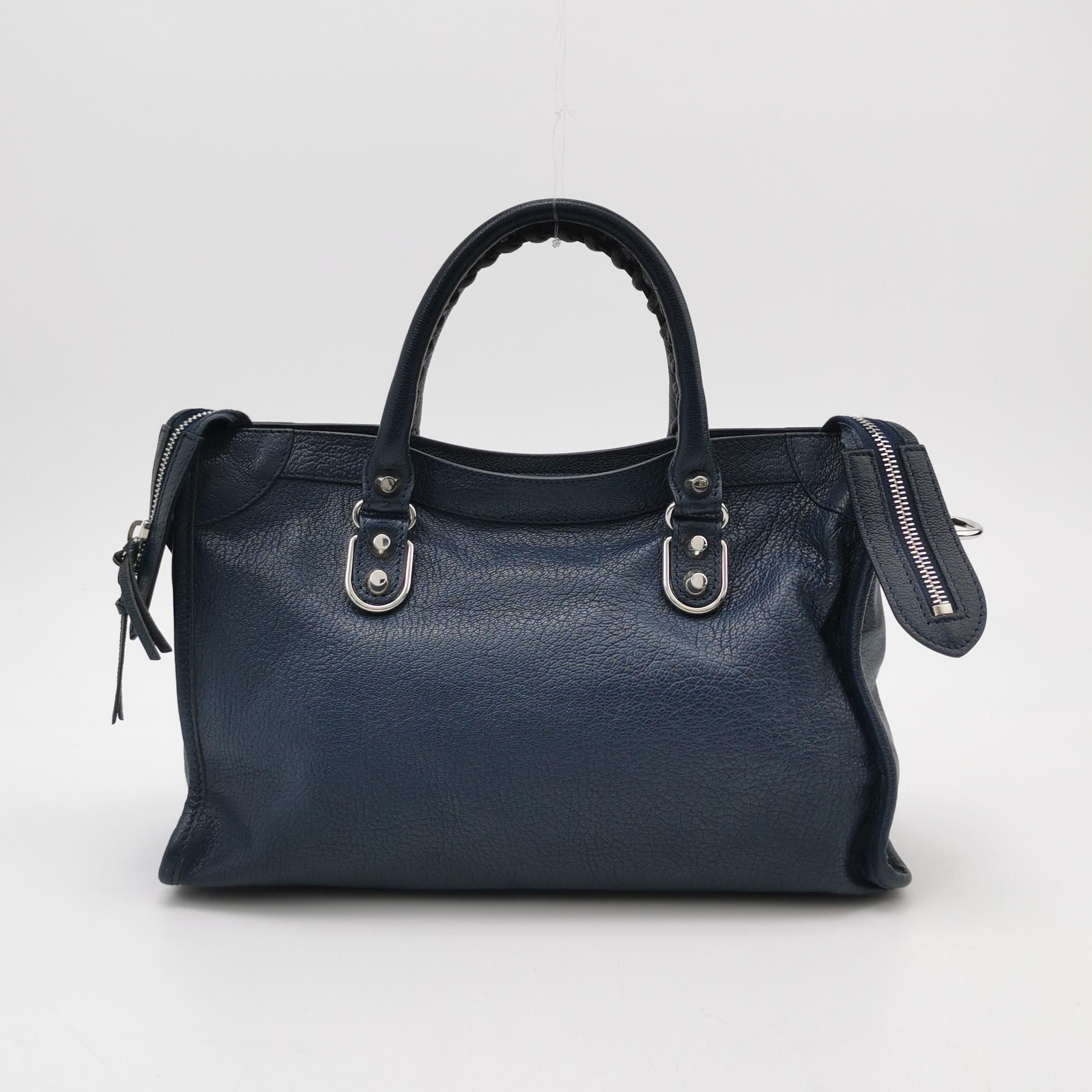 Balenciaga Balenciaga Women os Shoulder Bags Size ONE SIZE - 5 Thumbnail