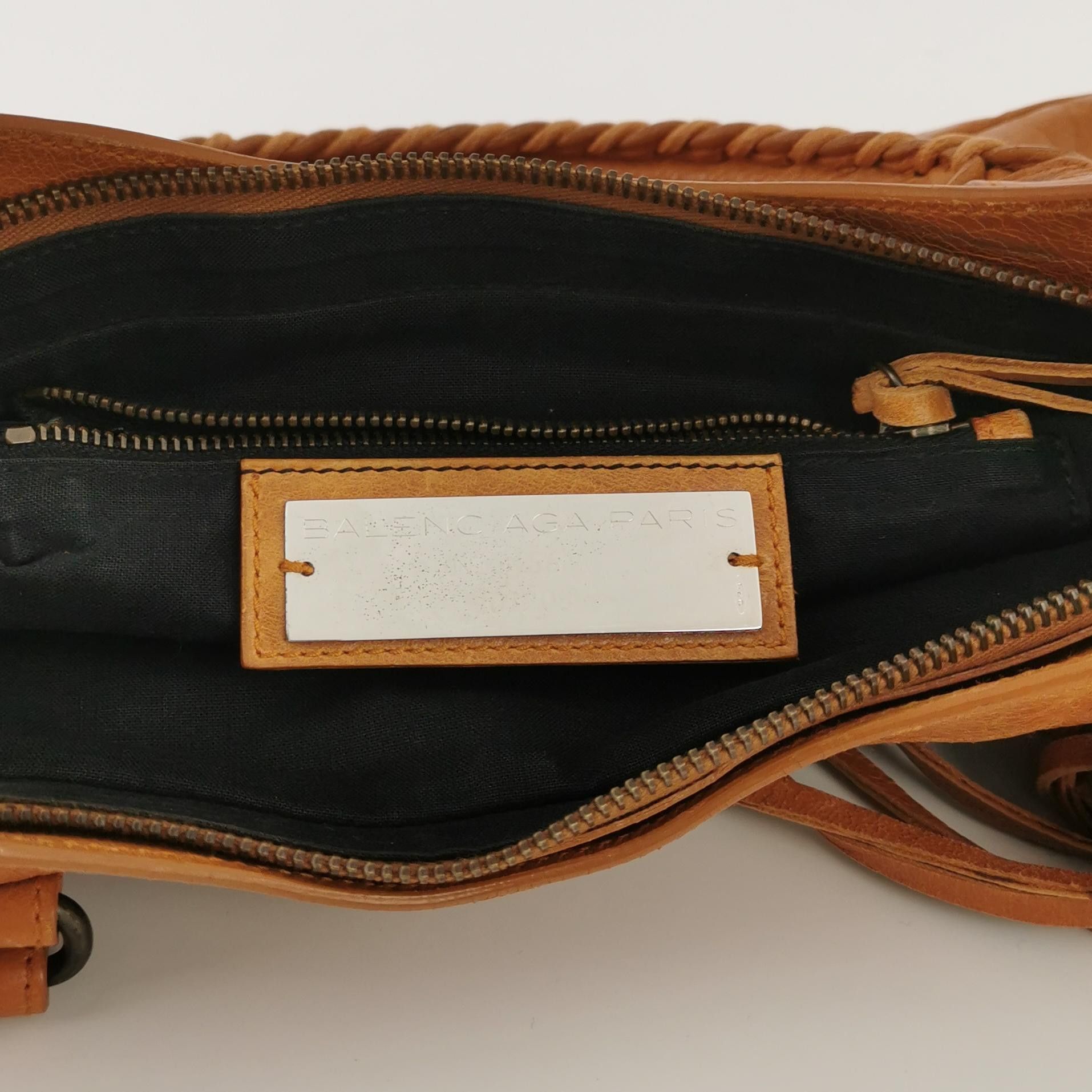 Balenciaga Balenciaga Women os Shoulder Bags Size ONE SIZE - 8 Thumbnail