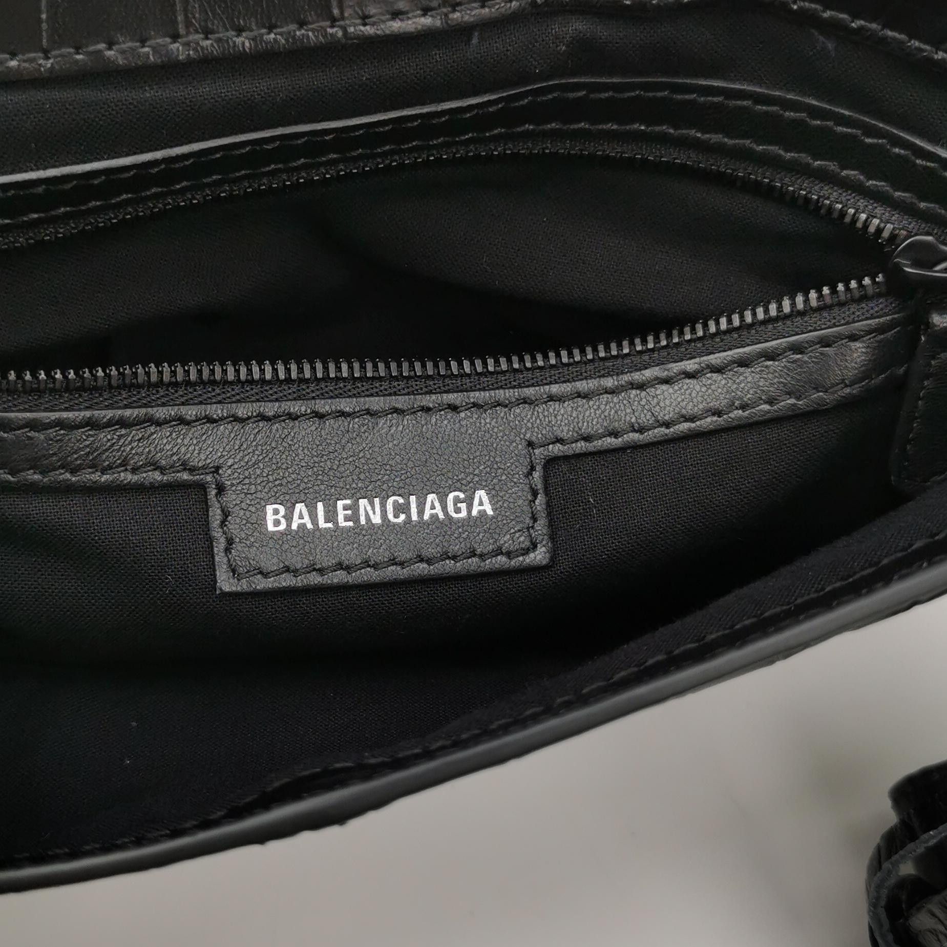 Balenciaga Balenciaga Women os Shoulder Bags Size ONE SIZE - 8 Thumbnail