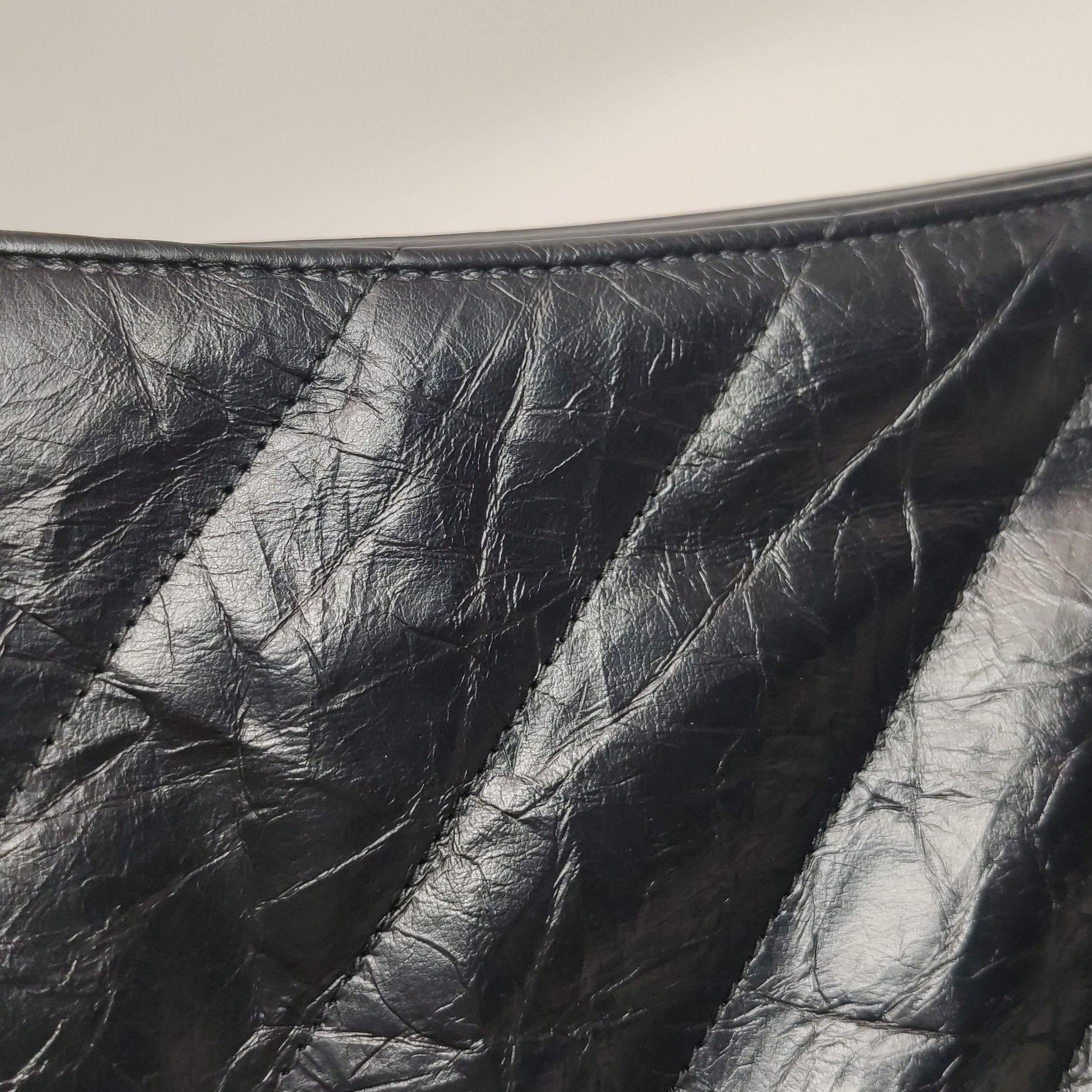 Balenciaga Balenciaga Women os Shoulder Bags Size ONE SIZE - 23 Thumbnail