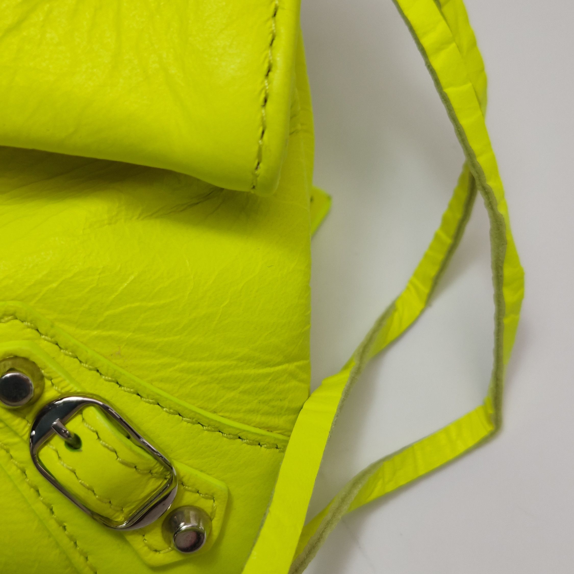Balenciaga Balenciaga Women os Crossbody Bags Size ONE SIZE - 18 Thumbnail