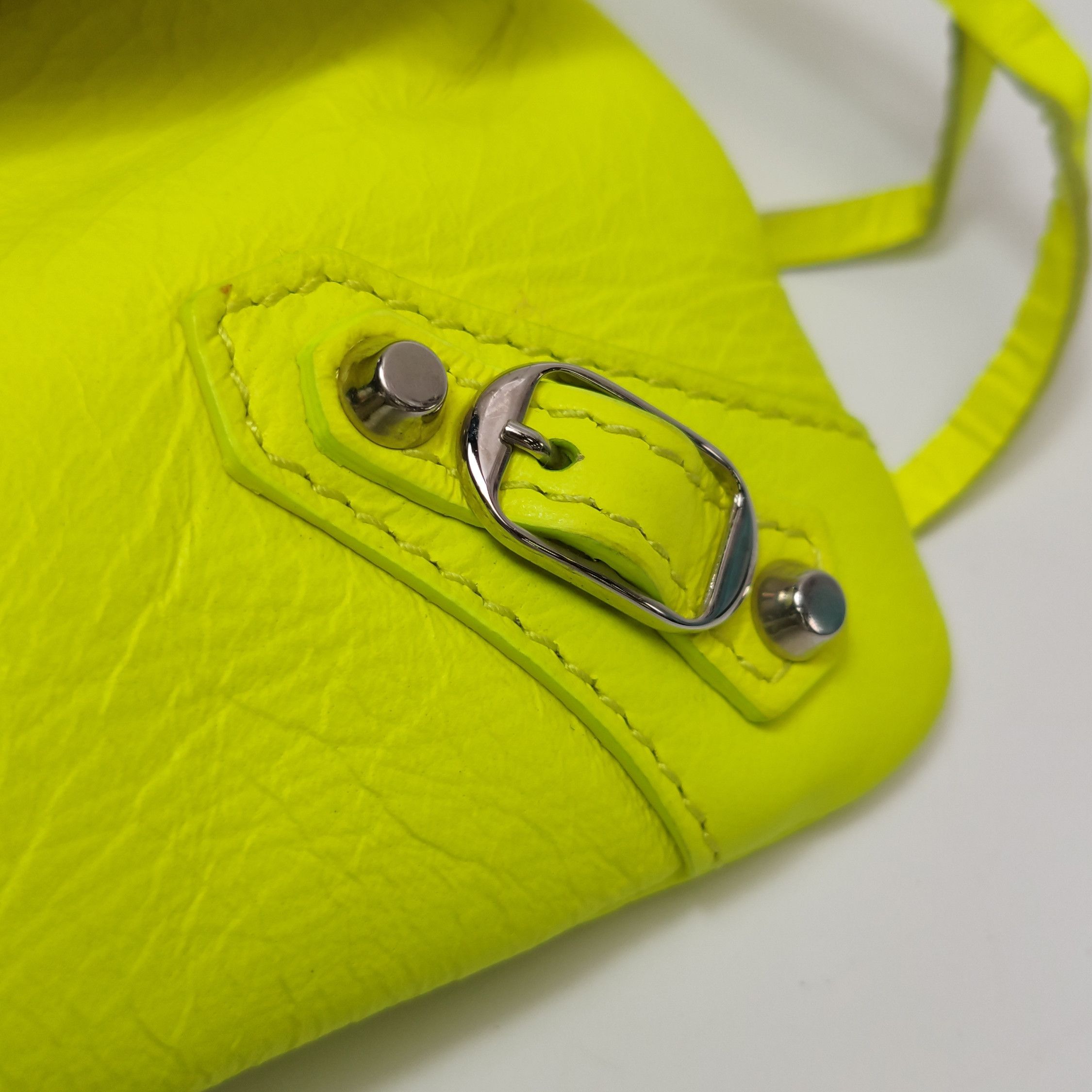Balenciaga Balenciaga Women os Crossbody Bags Size ONE SIZE - 12 Thumbnail