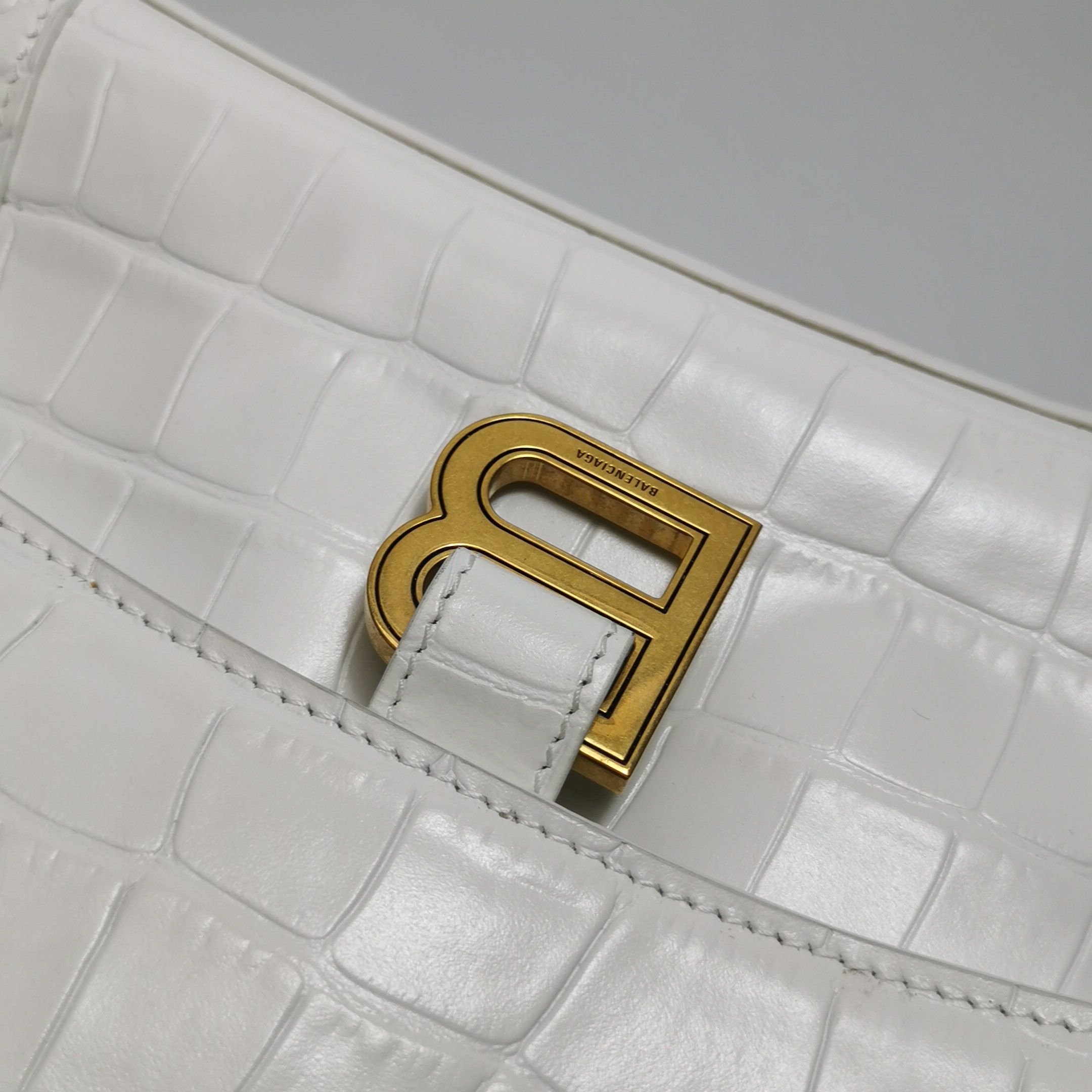 Balenciaga Balenciaga Women os Shoulder Bags Size ONE SIZE - 13 Thumbnail