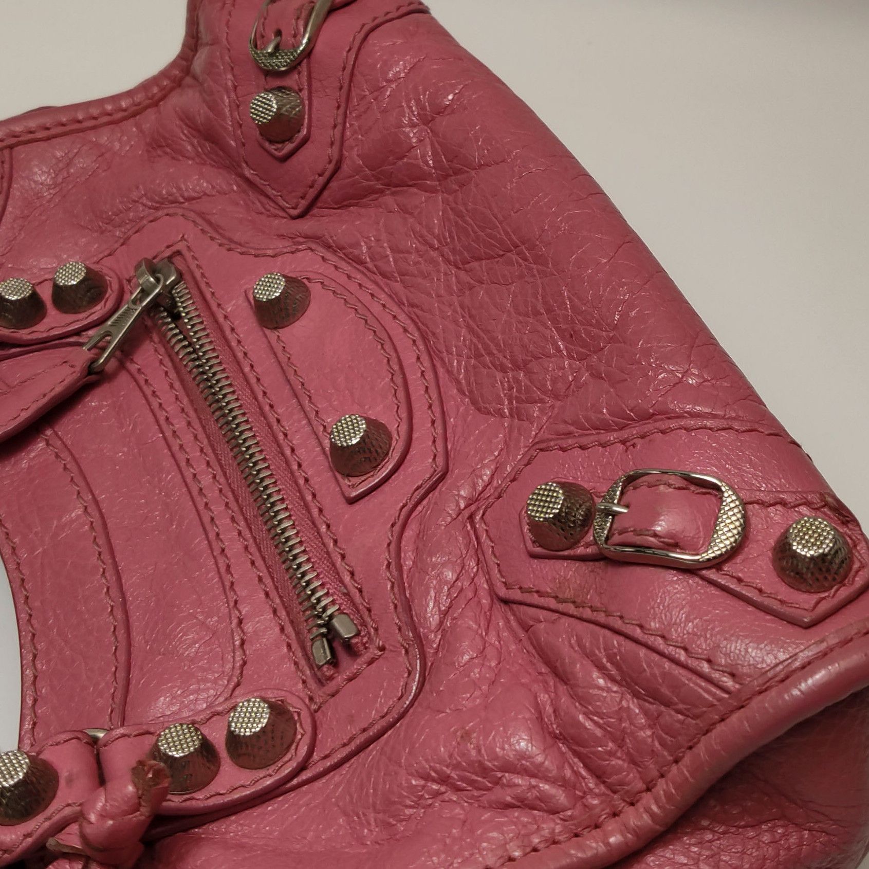 Balenciaga Balenciaga Women os Shoulder Bags Size ONE SIZE - 23 Thumbnail