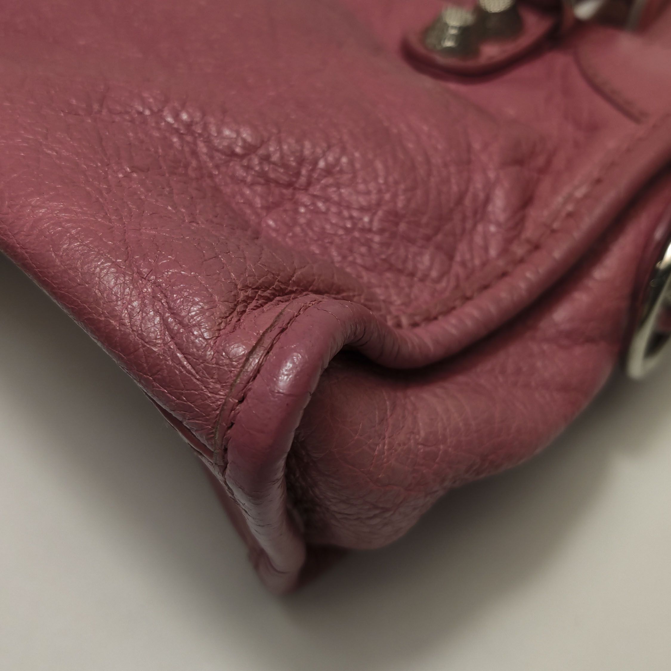 Balenciaga Balenciaga Women os Shoulder Bags Size ONE SIZE - 24 Thumbnail