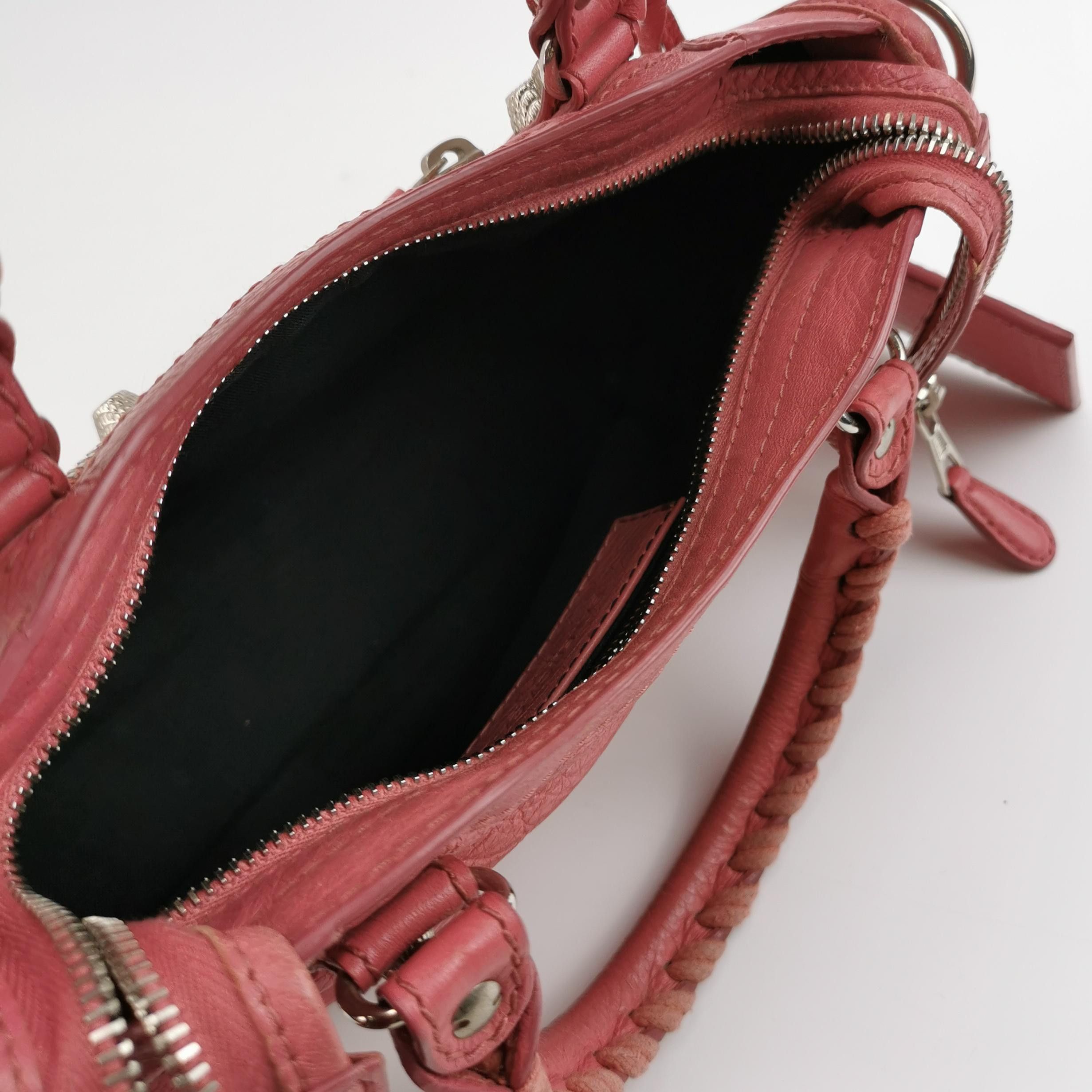 Balenciaga Balenciaga Women os Shoulder Bags Size ONE SIZE - 7 Thumbnail