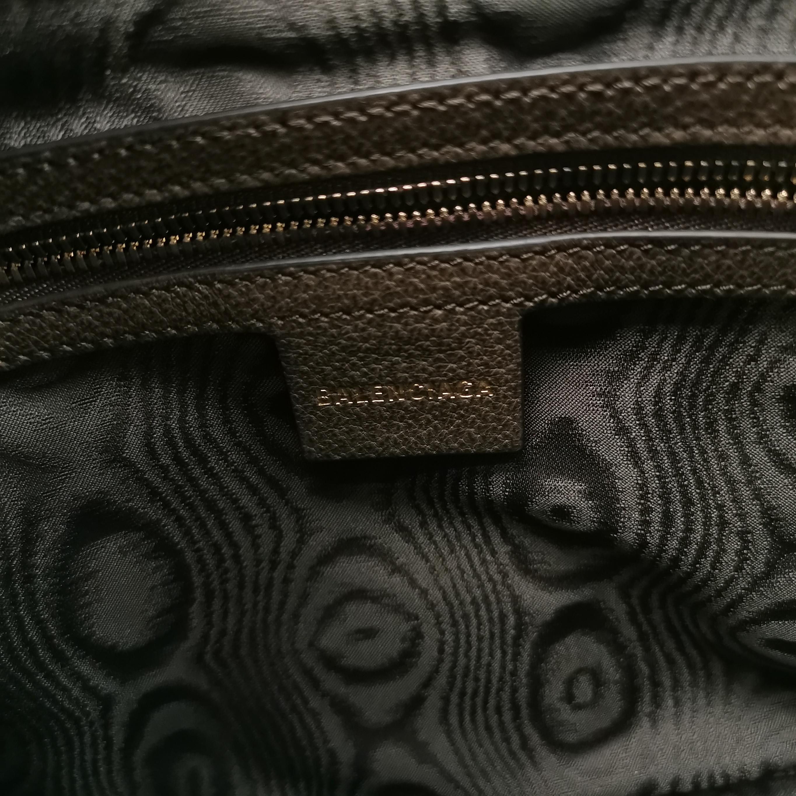 Balenciaga Balenciaga Women os Shoulder Bags Size ONE SIZE - 8 Thumbnail
