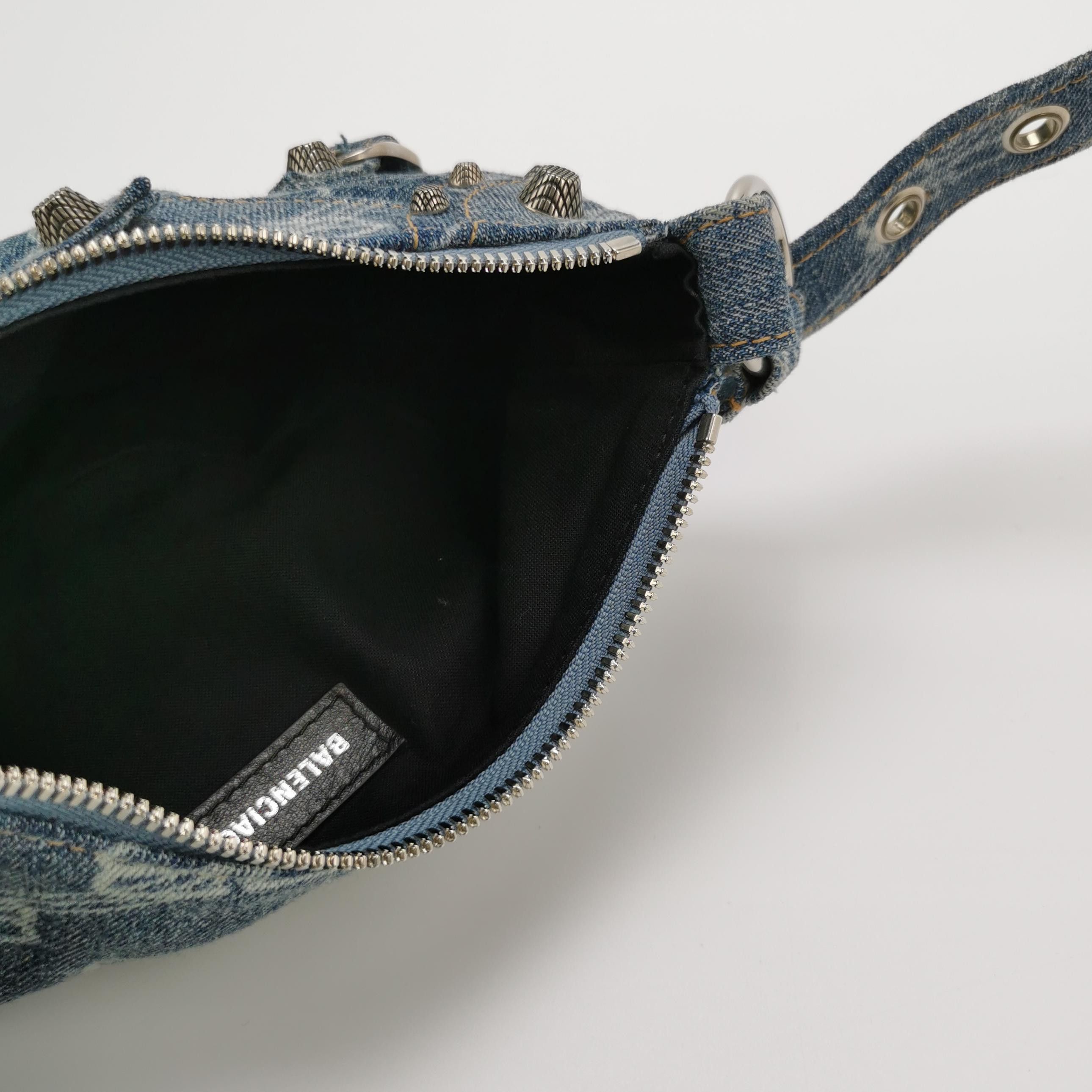Balenciaga Balenciaga Women os Crossbody Bags Size ONE SIZE - 7 Thumbnail