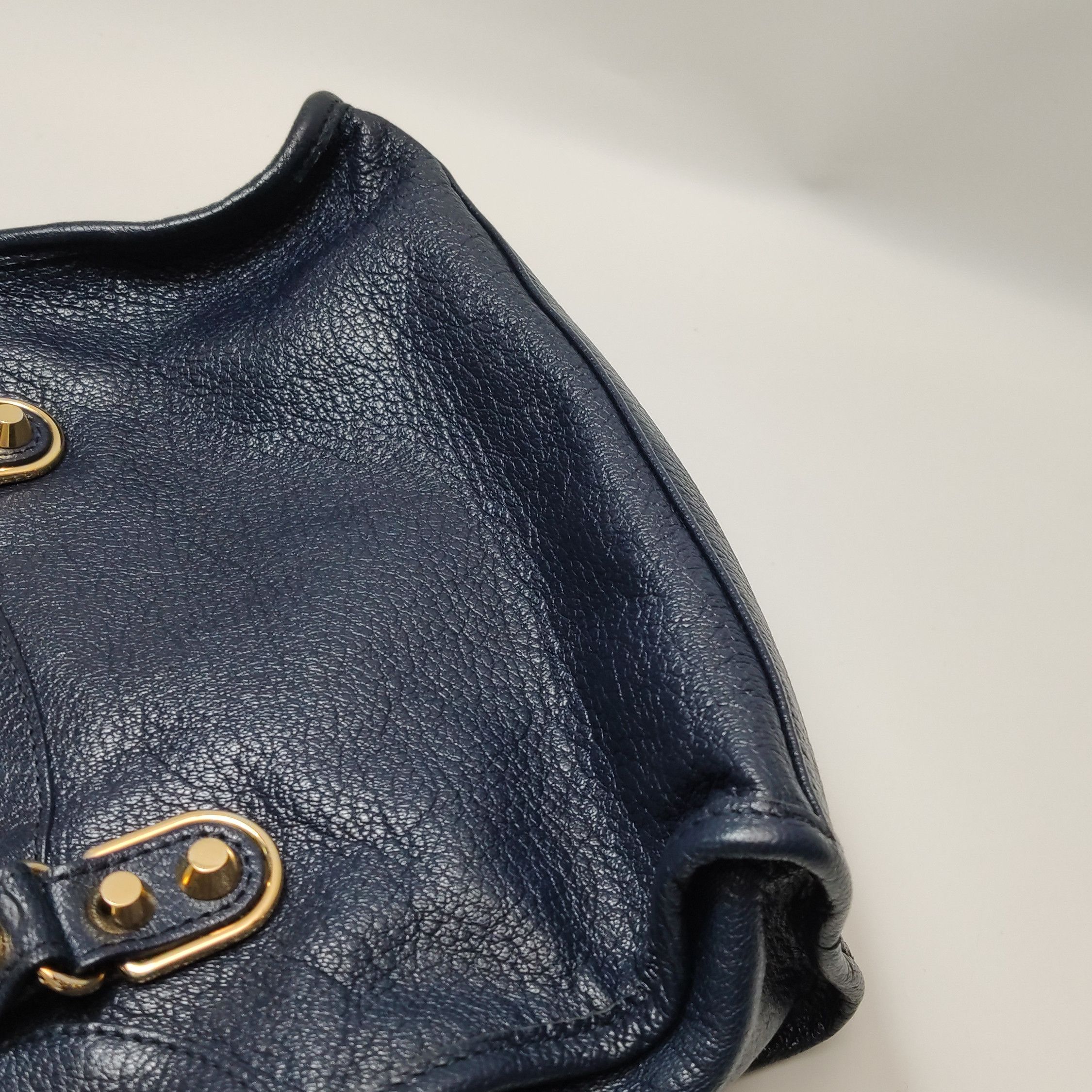 Balenciaga Balenciaga Women os Shoulder Bags Size ONE SIZE - 20 Thumbnail