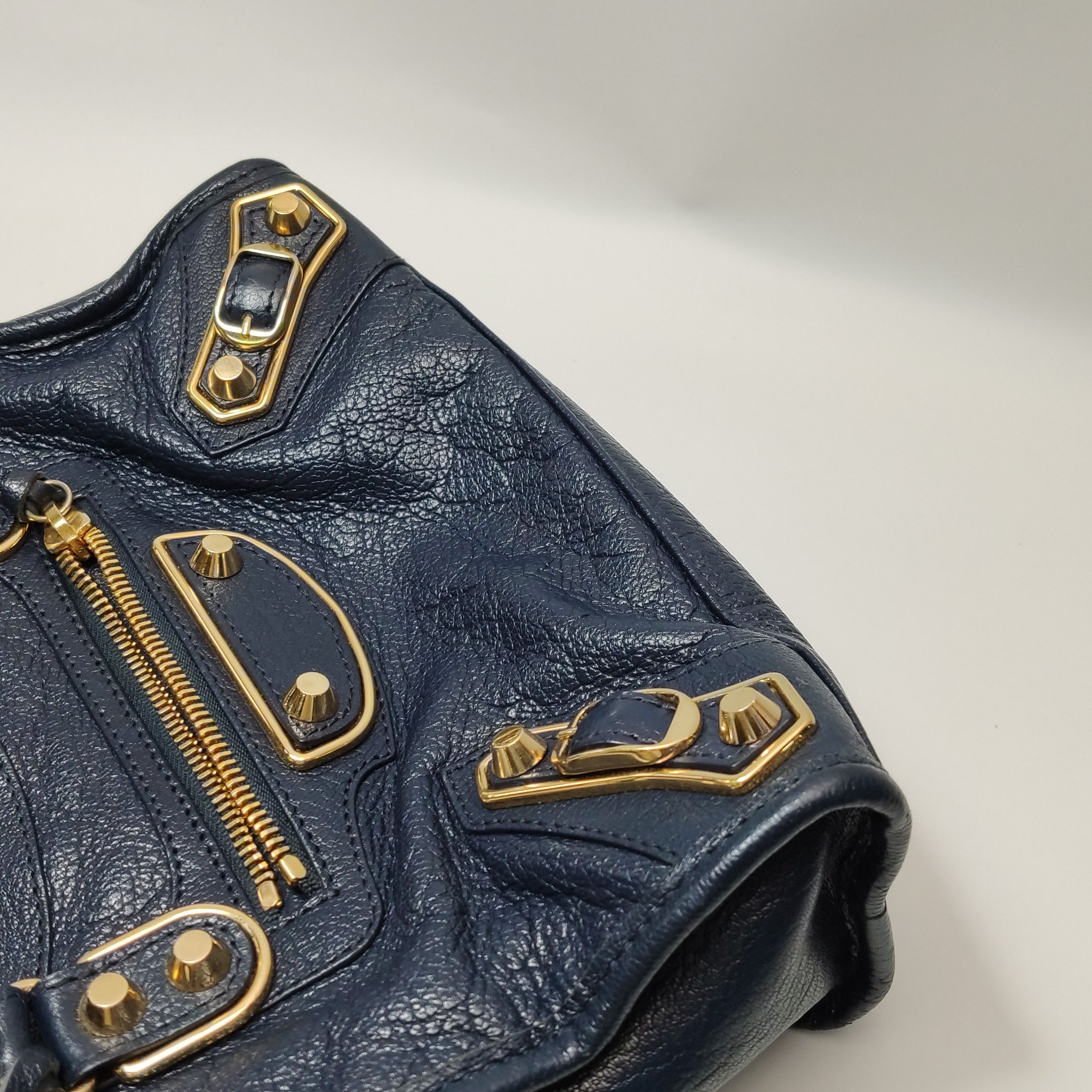 Balenciaga Balenciaga Women os Shoulder Bags Size ONE SIZE - 21 Thumbnail