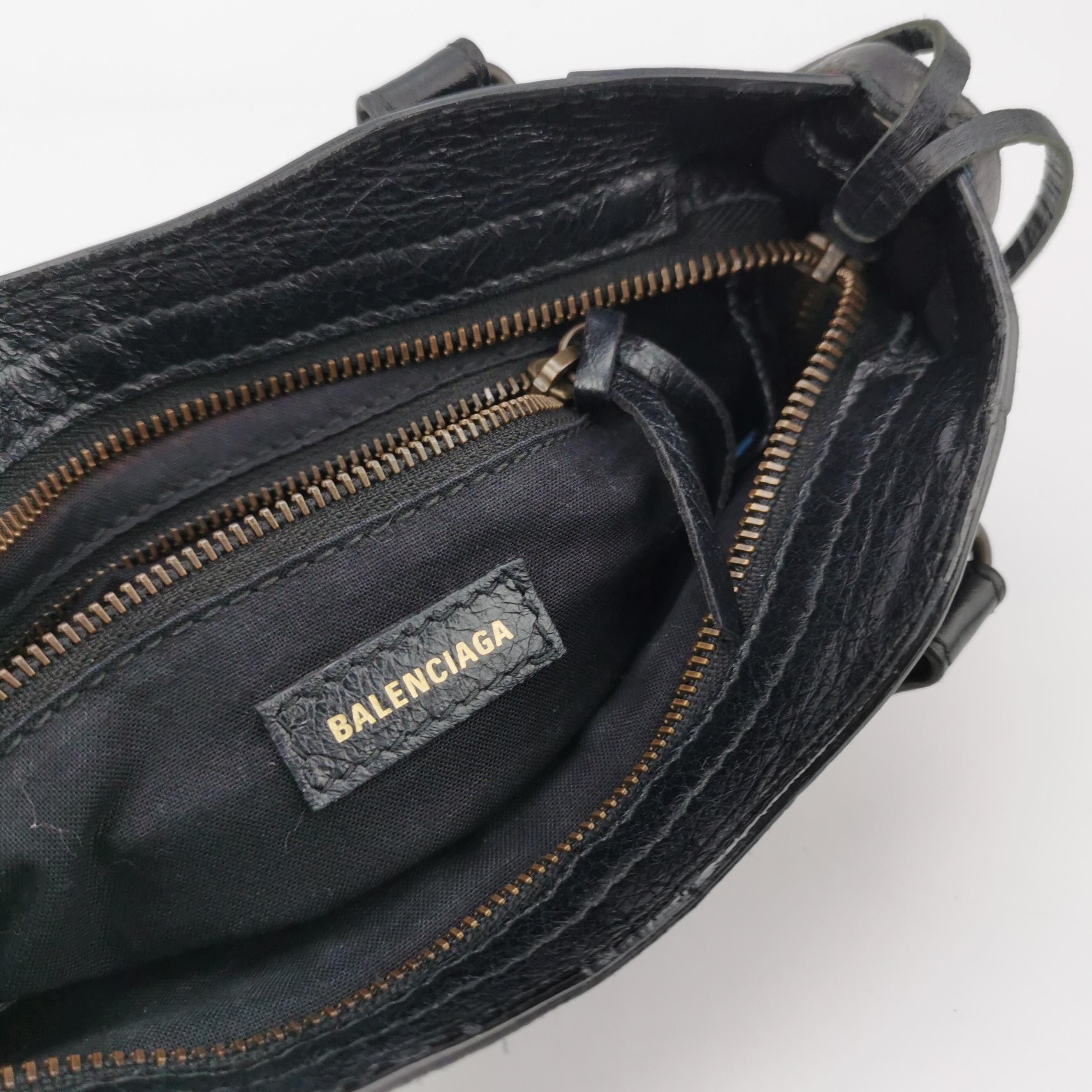 Balenciaga Balenciaga Women os Shoulder Bags Size ONE SIZE - 8 Thumbnail
