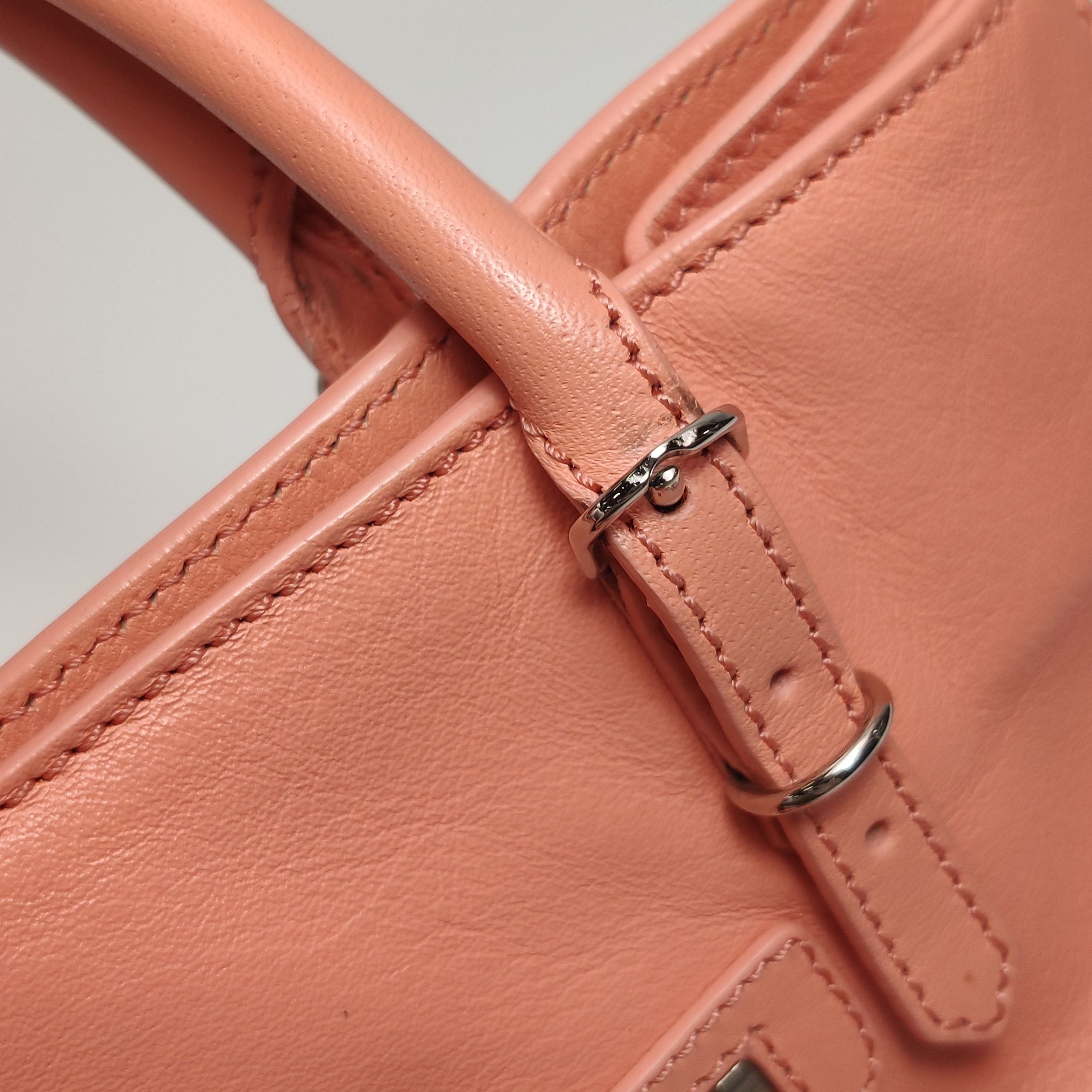 Balenciaga Balenciaga Women os Shoulder Bags Size ONE SIZE - 21 Thumbnail