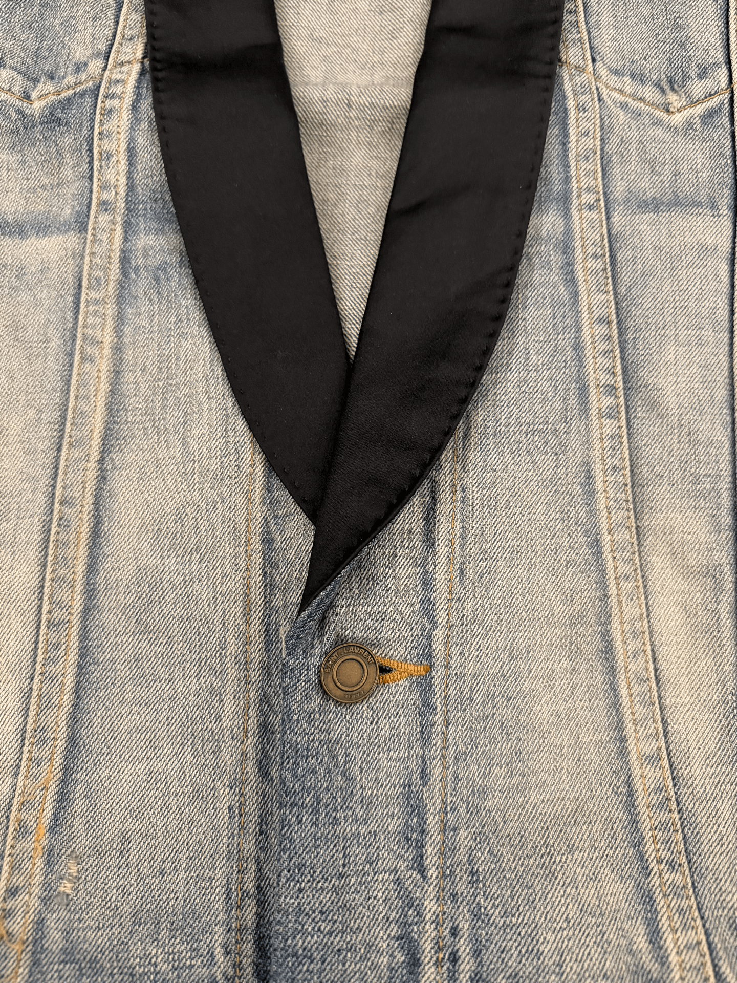 Saint Laurent Paris Saint Laurent Denim Shawl Collar Vest Size XS Size US XS / EU 42 / 0 - 4 Thumbnail