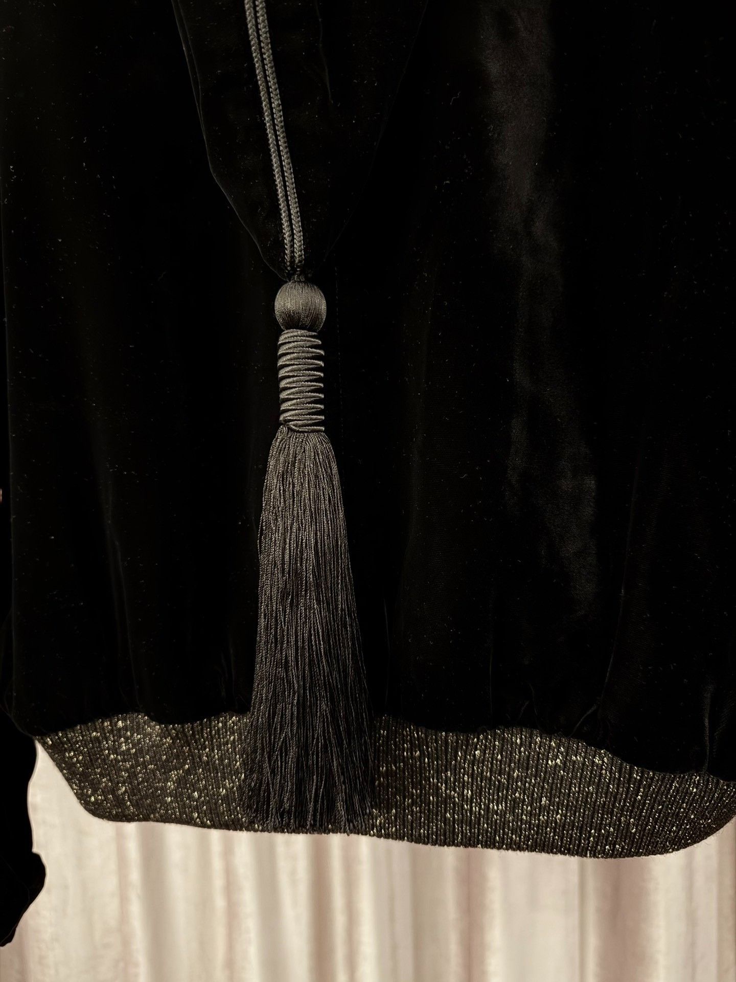 Saint Laurent Paris Saint Laurent Velvet Tassel Zip Jacket Size 48 Size US M / EU 48-50 / 2 - 4 Thumbnail