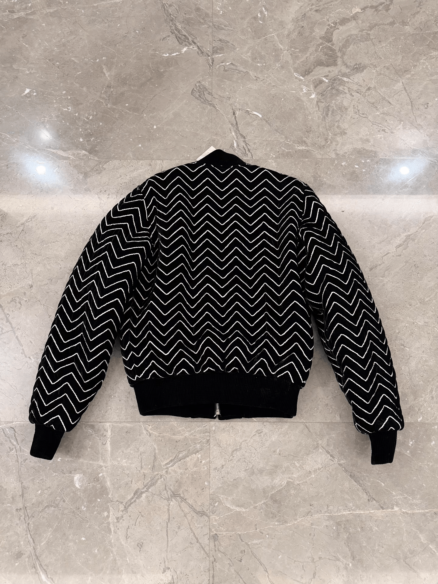 Saint Laurent Paris Saint Laurent Velvet Chevron Bomber Jacket Size 44 Size US S / EU 44-46 / 1 - 3 Thumbnail
