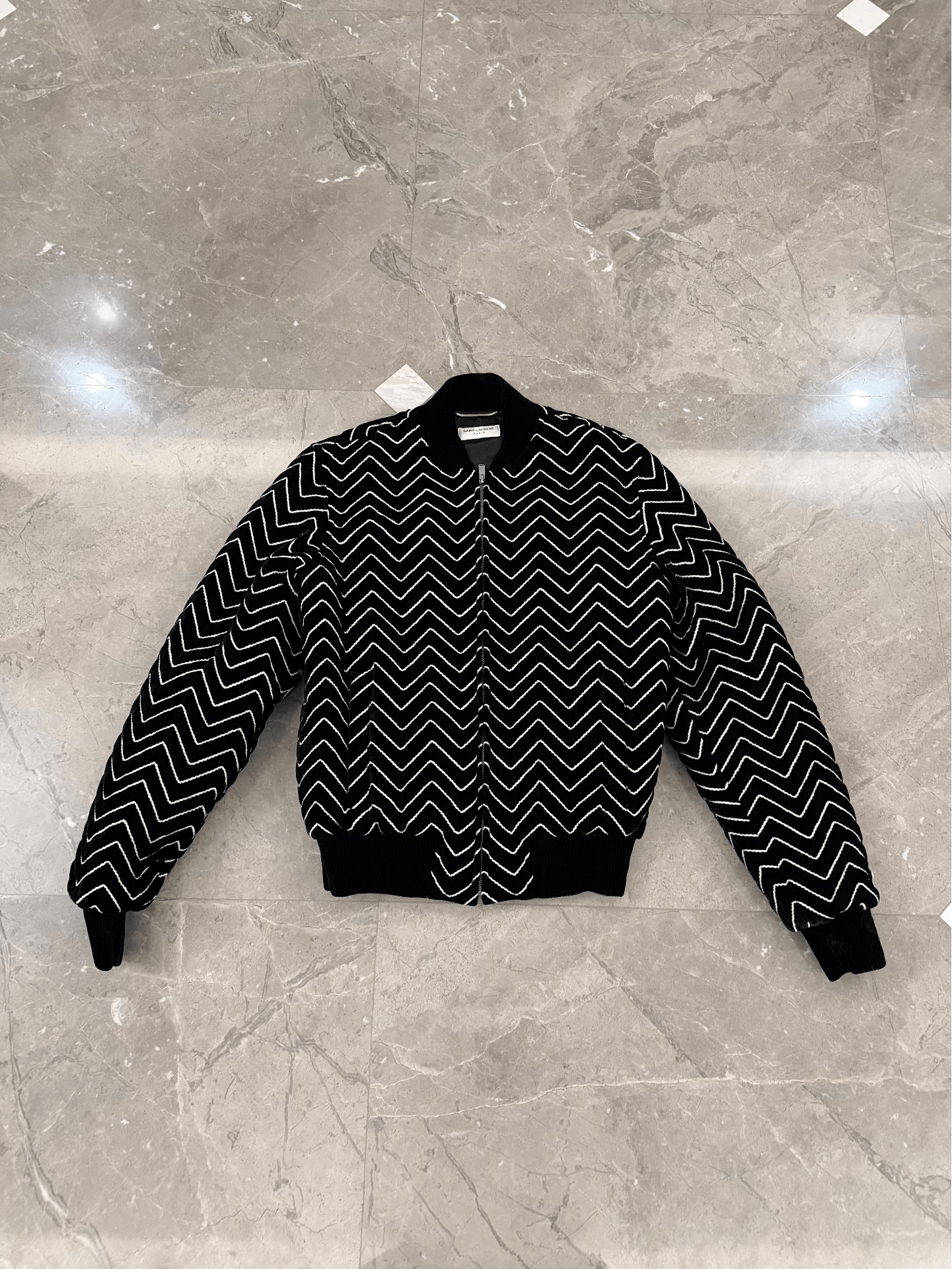 Saint Laurent Paris Saint Laurent Velvet Chevron Bomber Jacket Size 44 Size US S / EU 44-46 / 1 - 2 Thumbnail