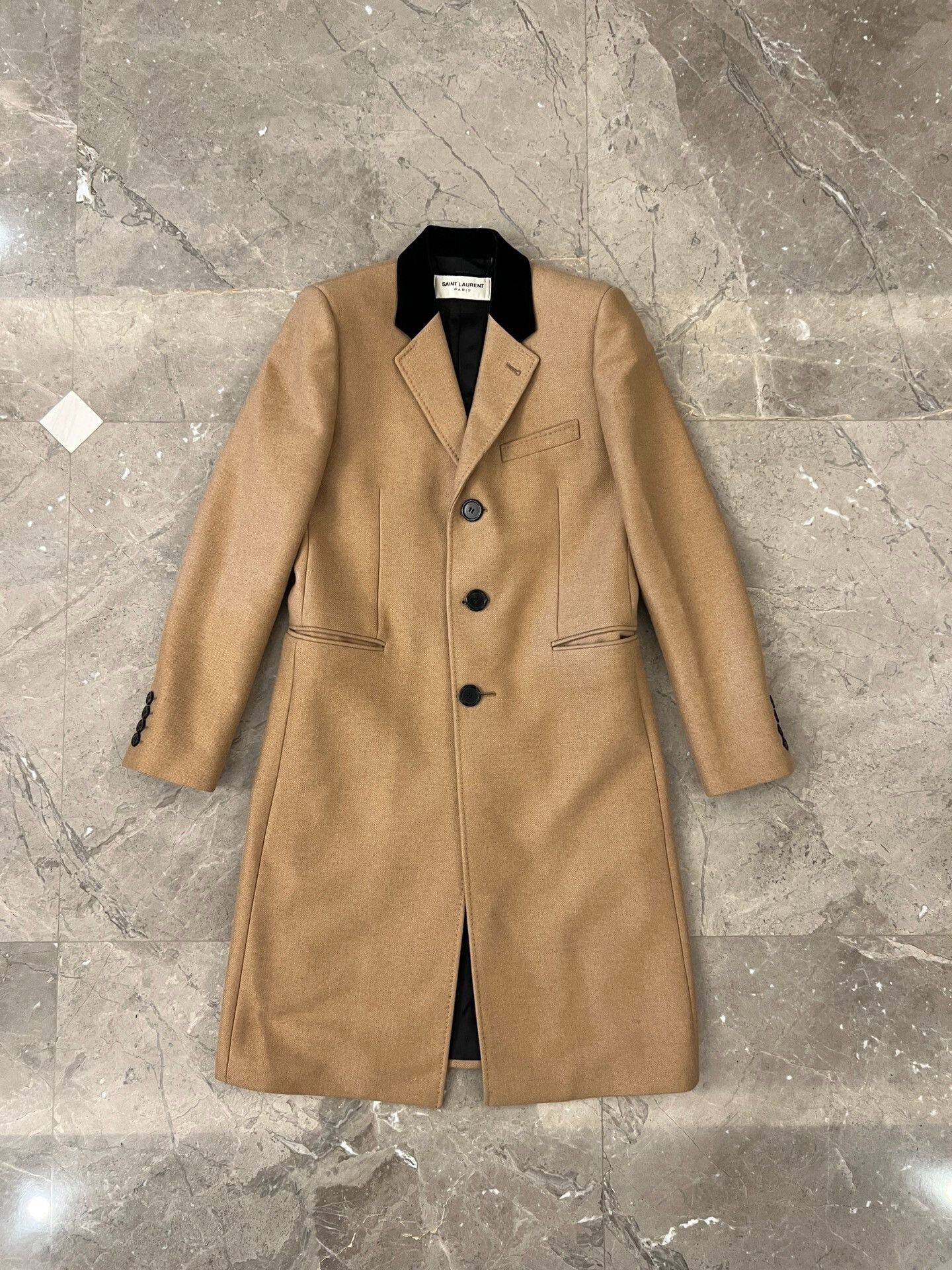 Saint Laurent Paris Saint Laurent Camel Cashmere Coat Size S Size US S / EU 44-46 / 1 - 2 Thumbnail