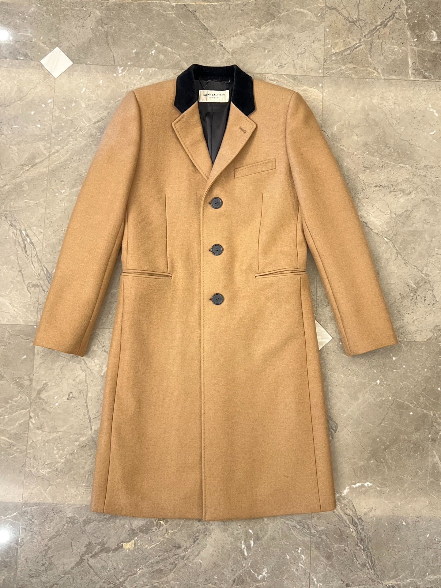 Saint Laurent Paris Saint Laurent Camel Cashmere Coat Size S Size US S / EU 44-46 / 1 - 4 Thumbnail