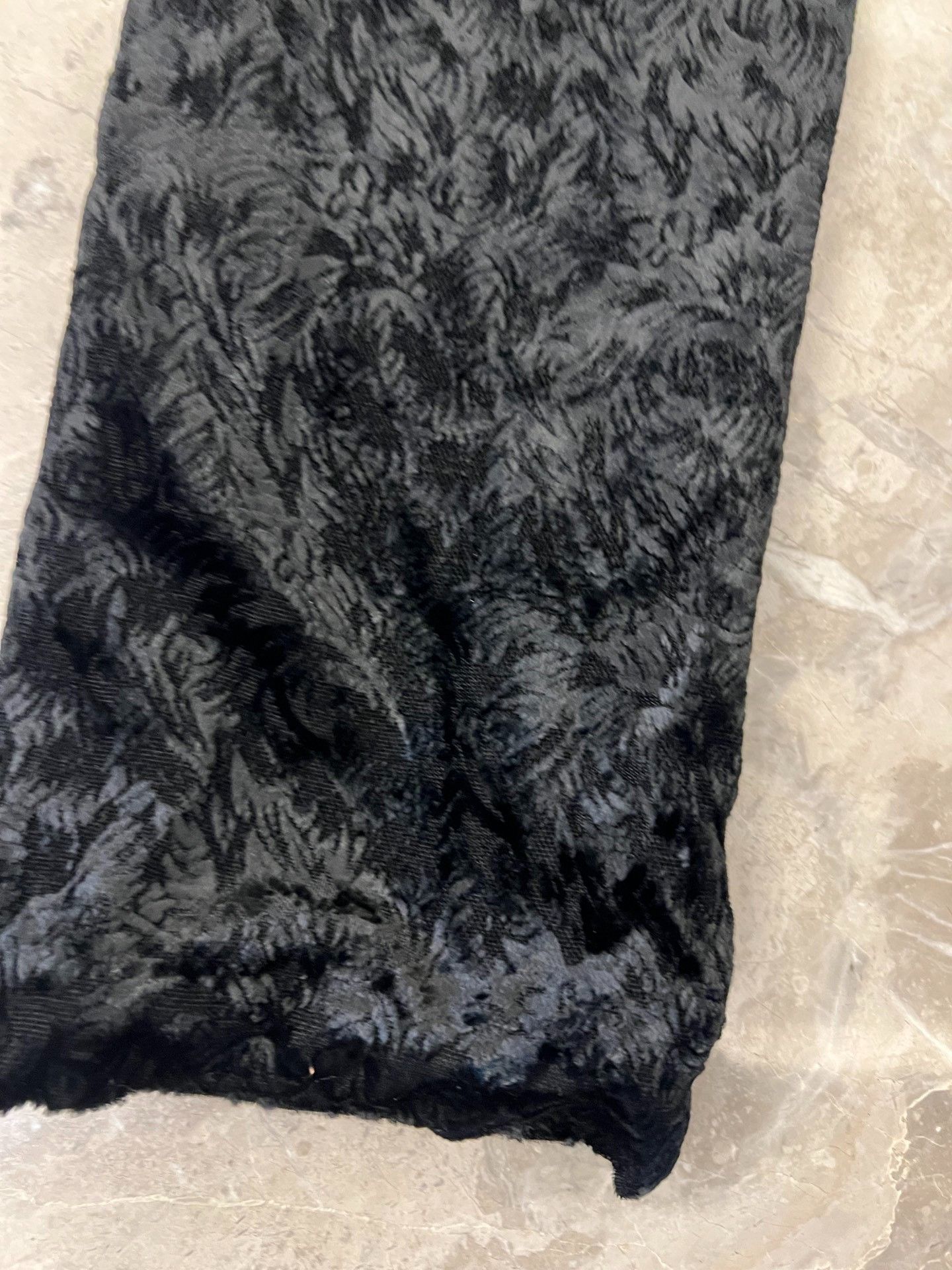 Saint Laurent Paris Saint Laurent Jacquard Velvet Pants F34 Size 25" / US 0 / IT 36 - 8 Thumbnail
