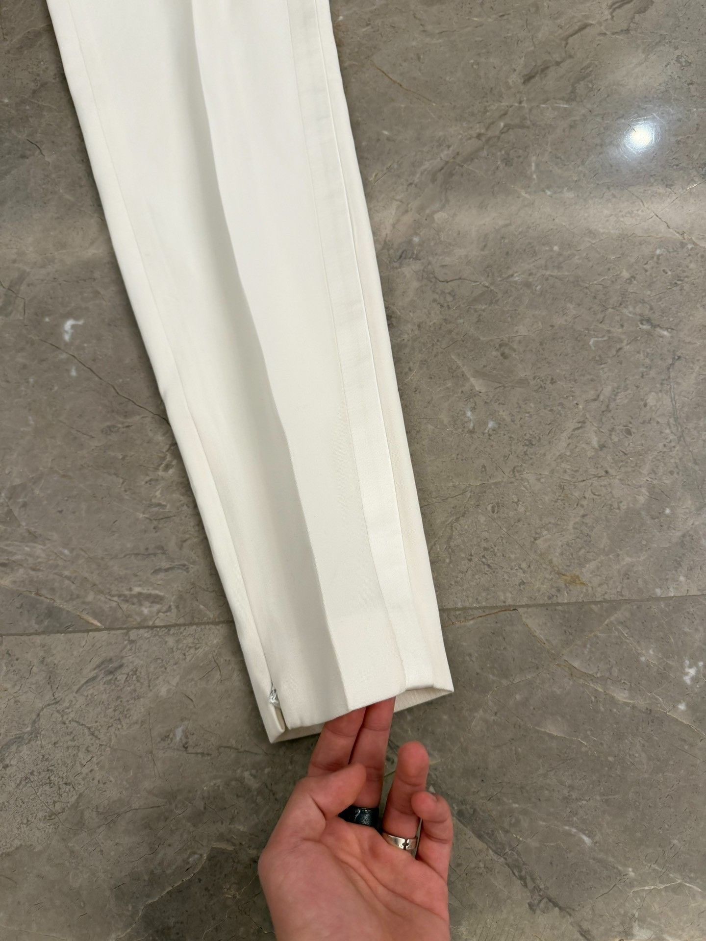 Saint Laurent Paris Saint Laurent Le Smoking Tuxedo Trousers Size FR 36 Size 26" / US 2 / IT 38 - 7 Thumbnail