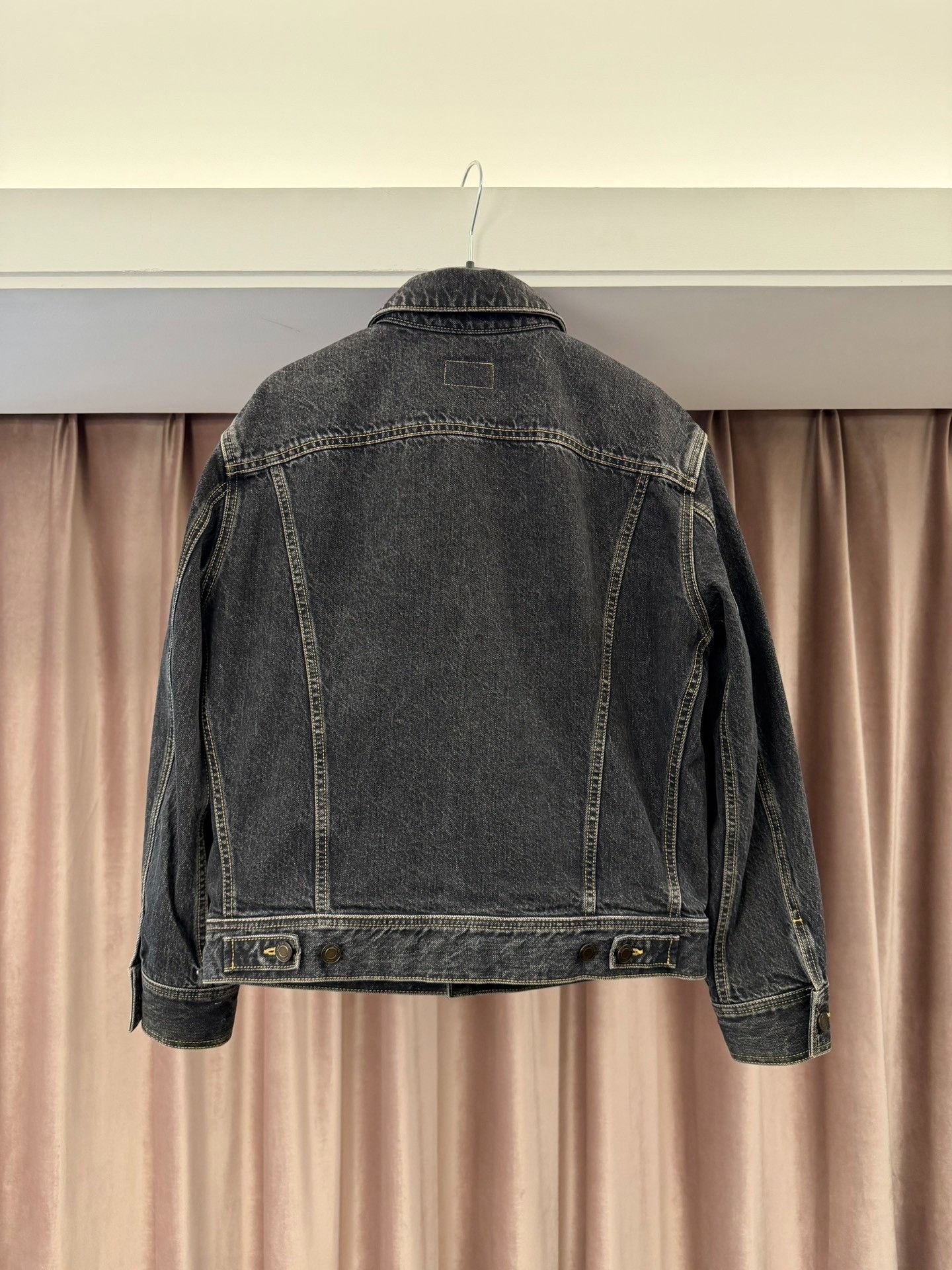 Saint Laurent Paris Saint Laurent Washed Denim Jacket Size S Size US S / EU 44-46 / 1 - 10 Thumbnail