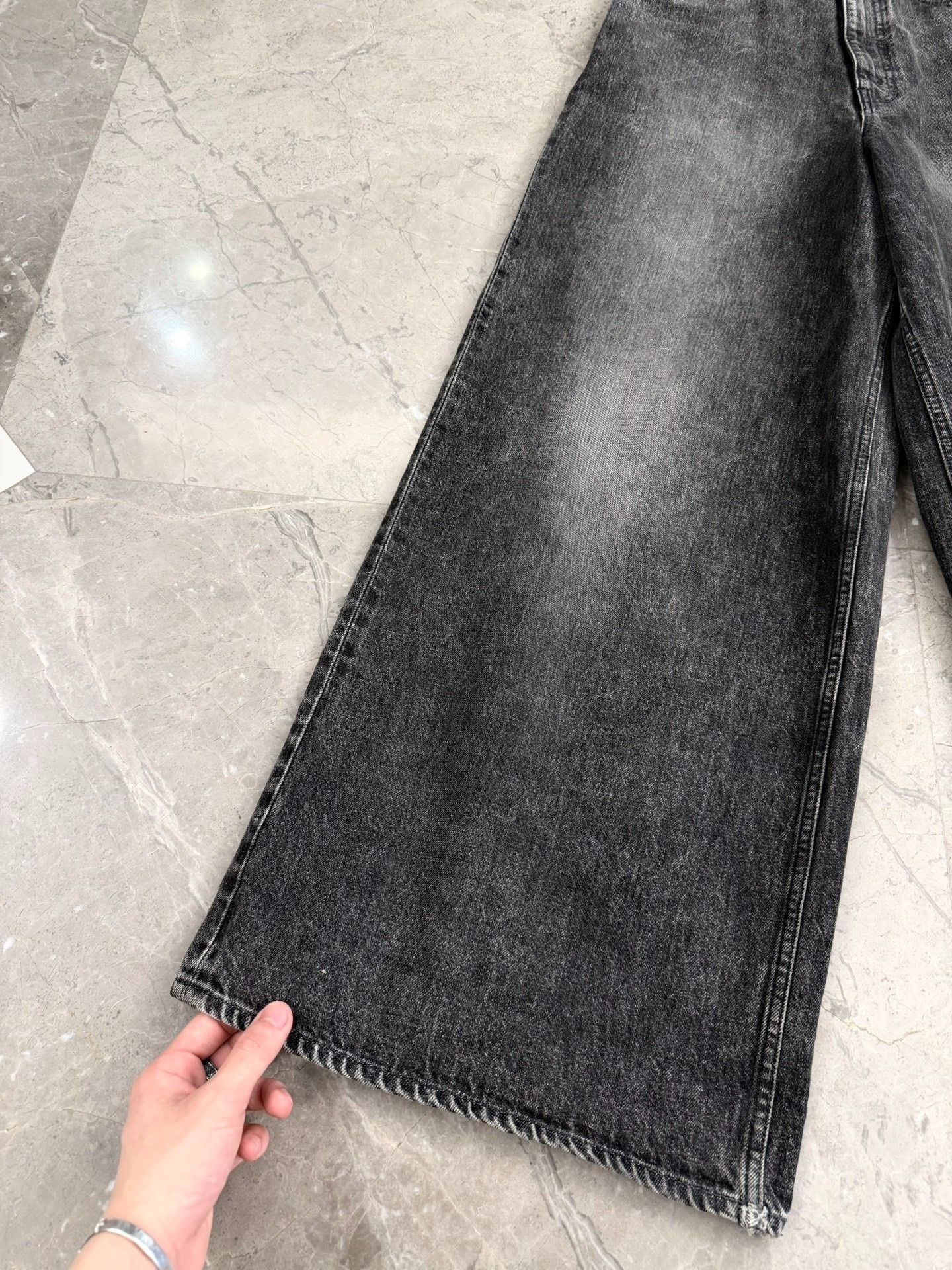 Celine Celine 22SS Washed Black Denim Jeans Size 27 Size US 27 - 5 Thumbnail