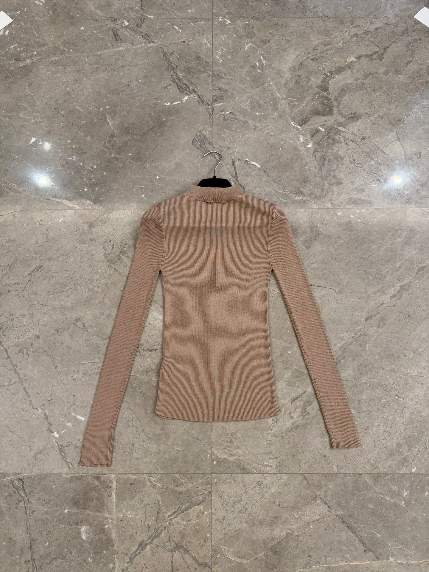 Saint Laurent Paris Saint Laurent Gold Logo Ribbed Knit Top Size 40 Size M / US 6-8 / IT 42-44 - 3 Thumbnail
