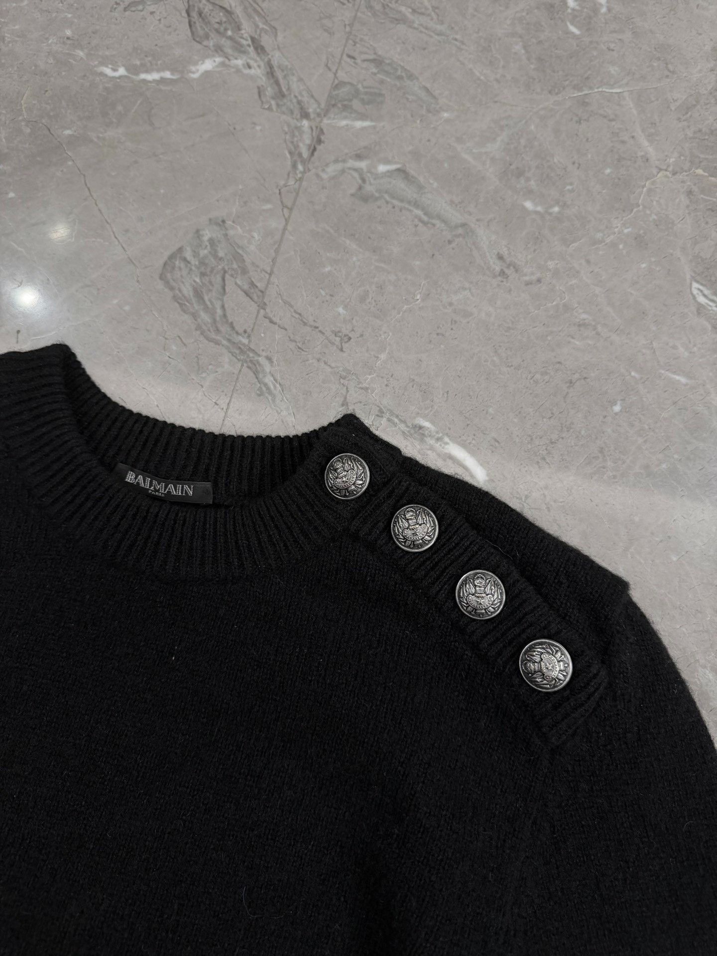 Balmain Balmain Cashmere Button Shoulder Sweater Size S Size US S / EU 44-46 / 1 - 3 Thumbnail