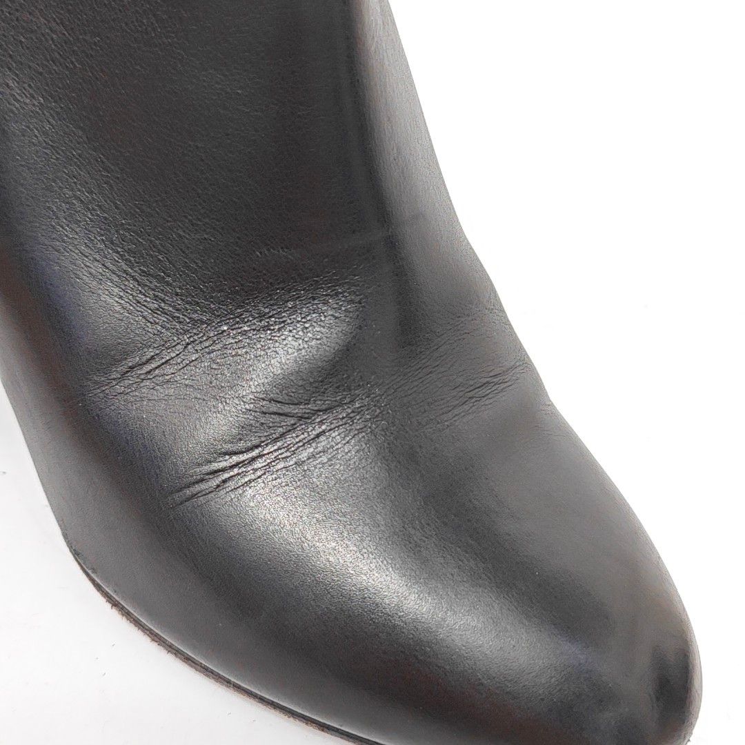 Louis Vuitton Louis Vuitton Monogram Embroidered Ankle Boots Size 35 Size US 5 / IT 35 - 7 Thumbnail